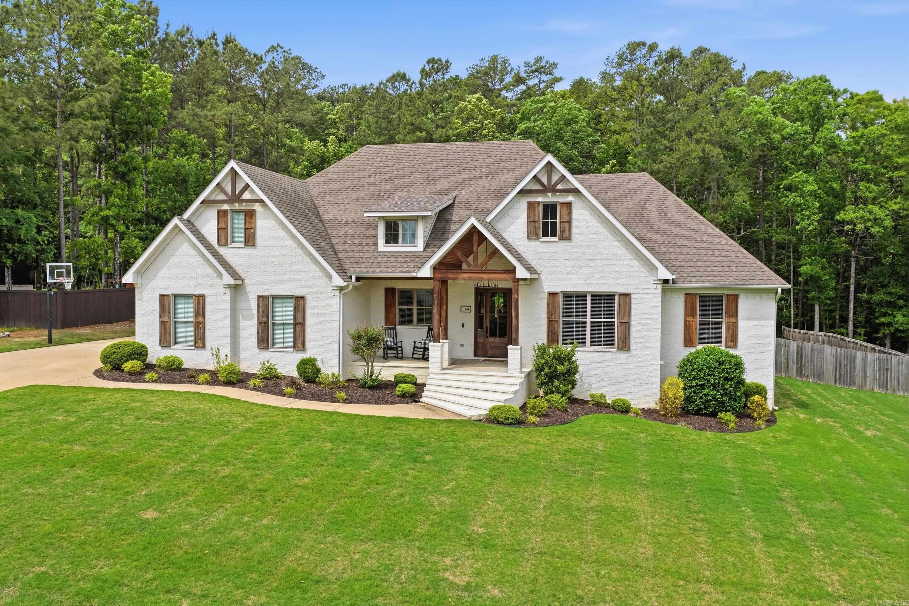 5048 Westridge Cir  Benton, AR