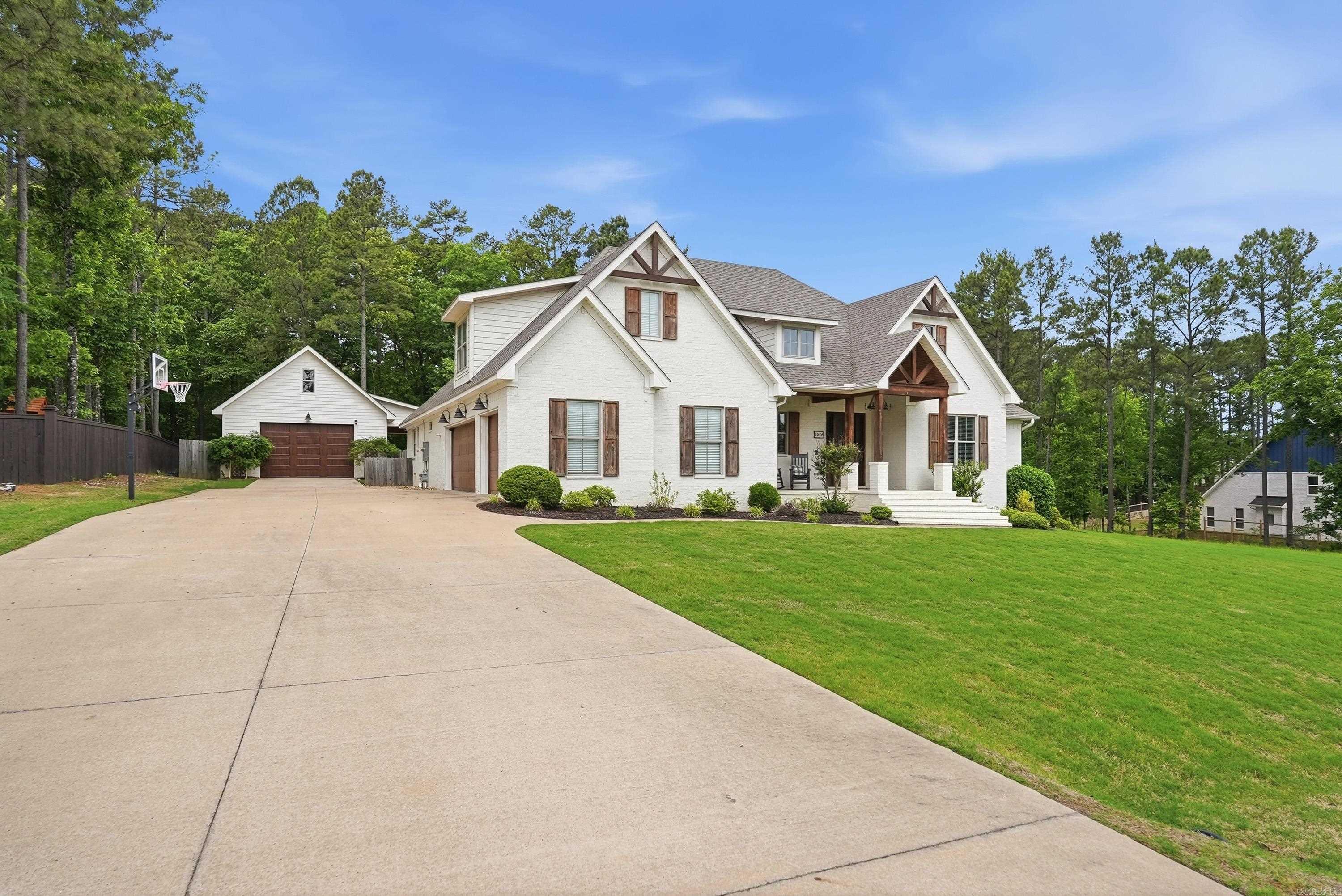 5048 Westridge Cir  Benton, AR