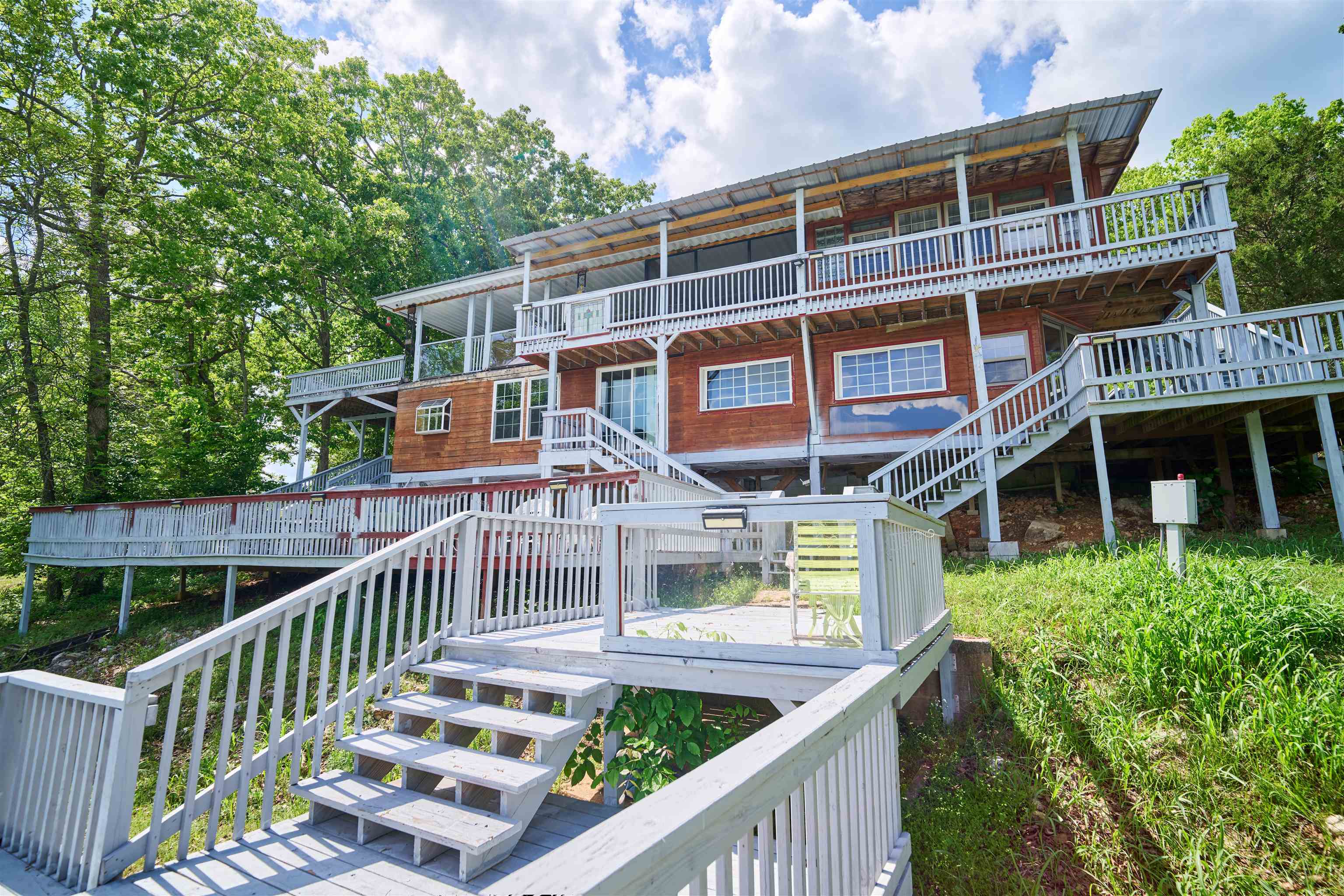 330 Robin Hood Ln  Hardy, AR