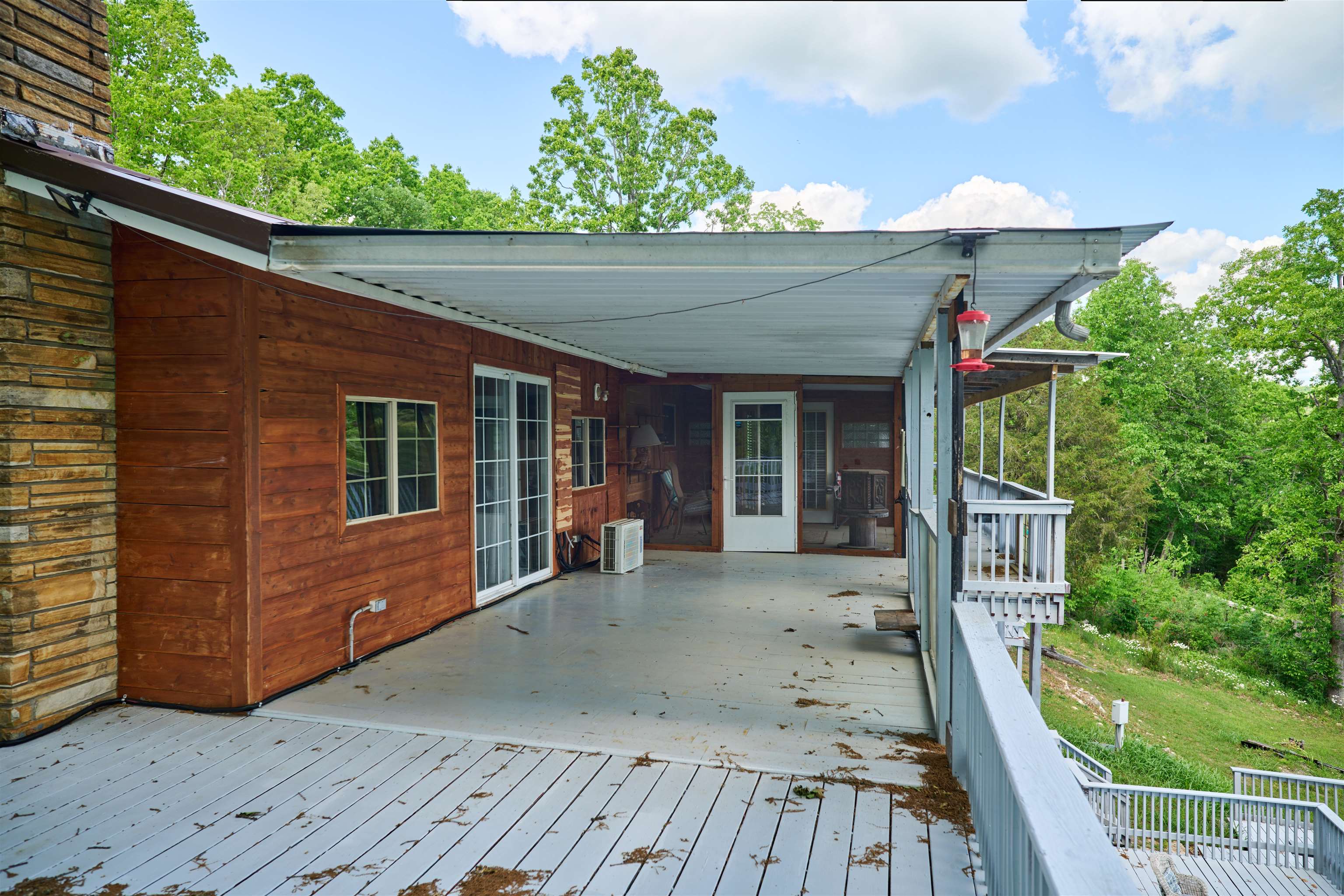 330 Robin Hood Ln  Hardy, AR