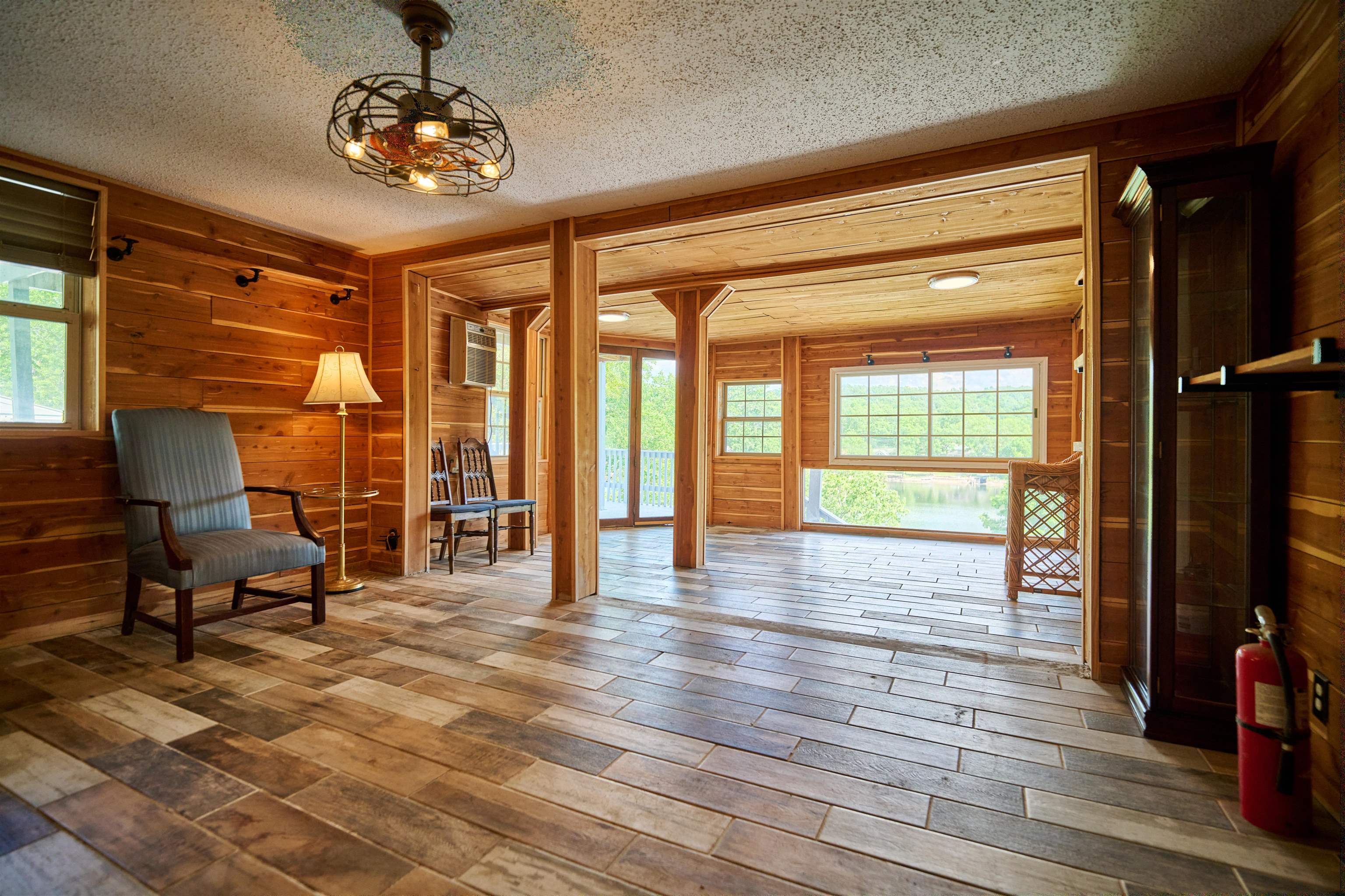 330 Robin Hood Ln  Hardy, AR
