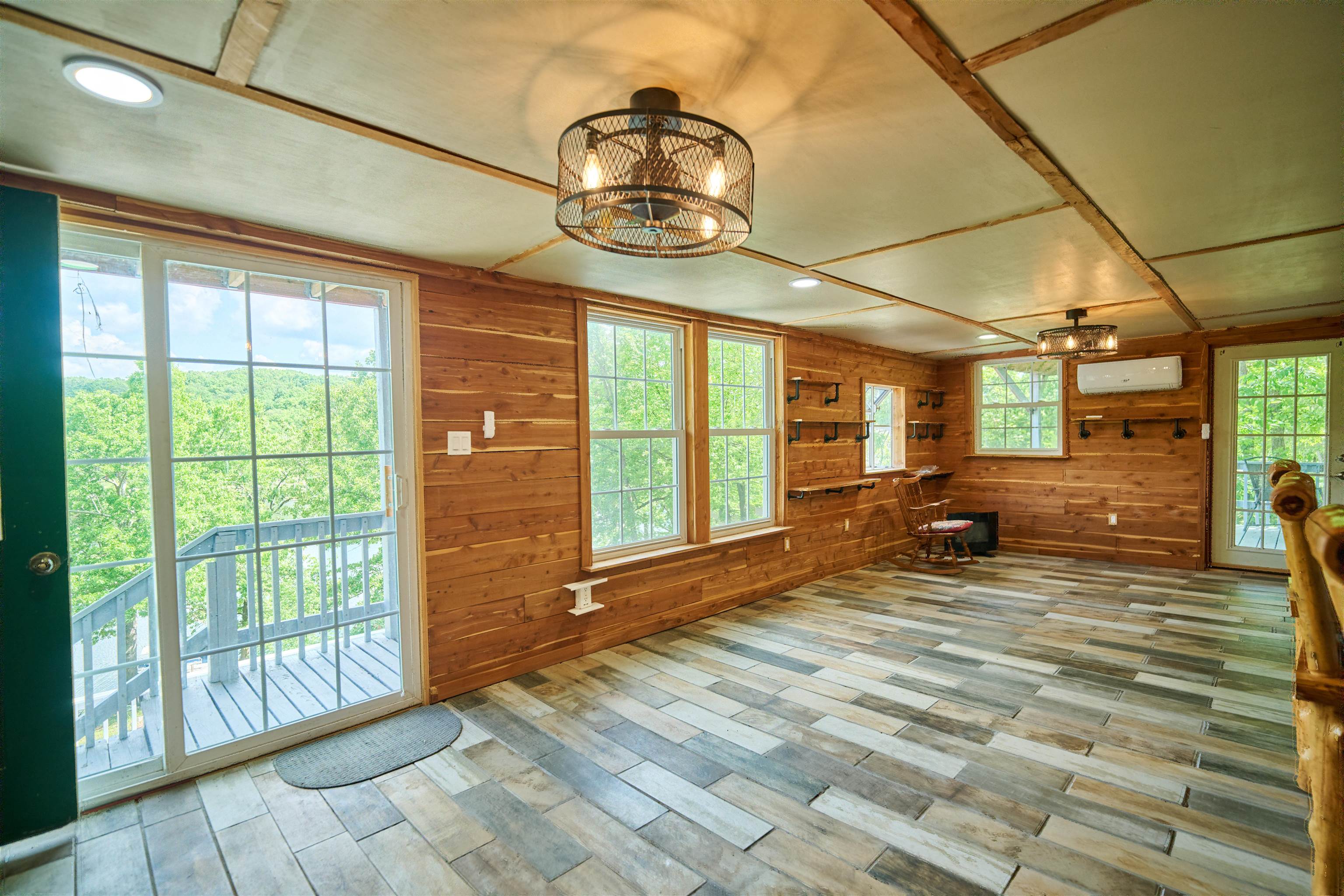 330 Robin Hood Ln  Hardy, AR