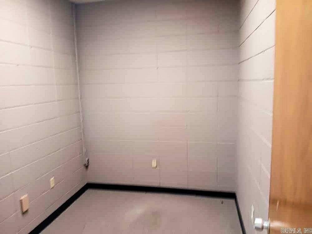 127 W 5th  Malvern, AR