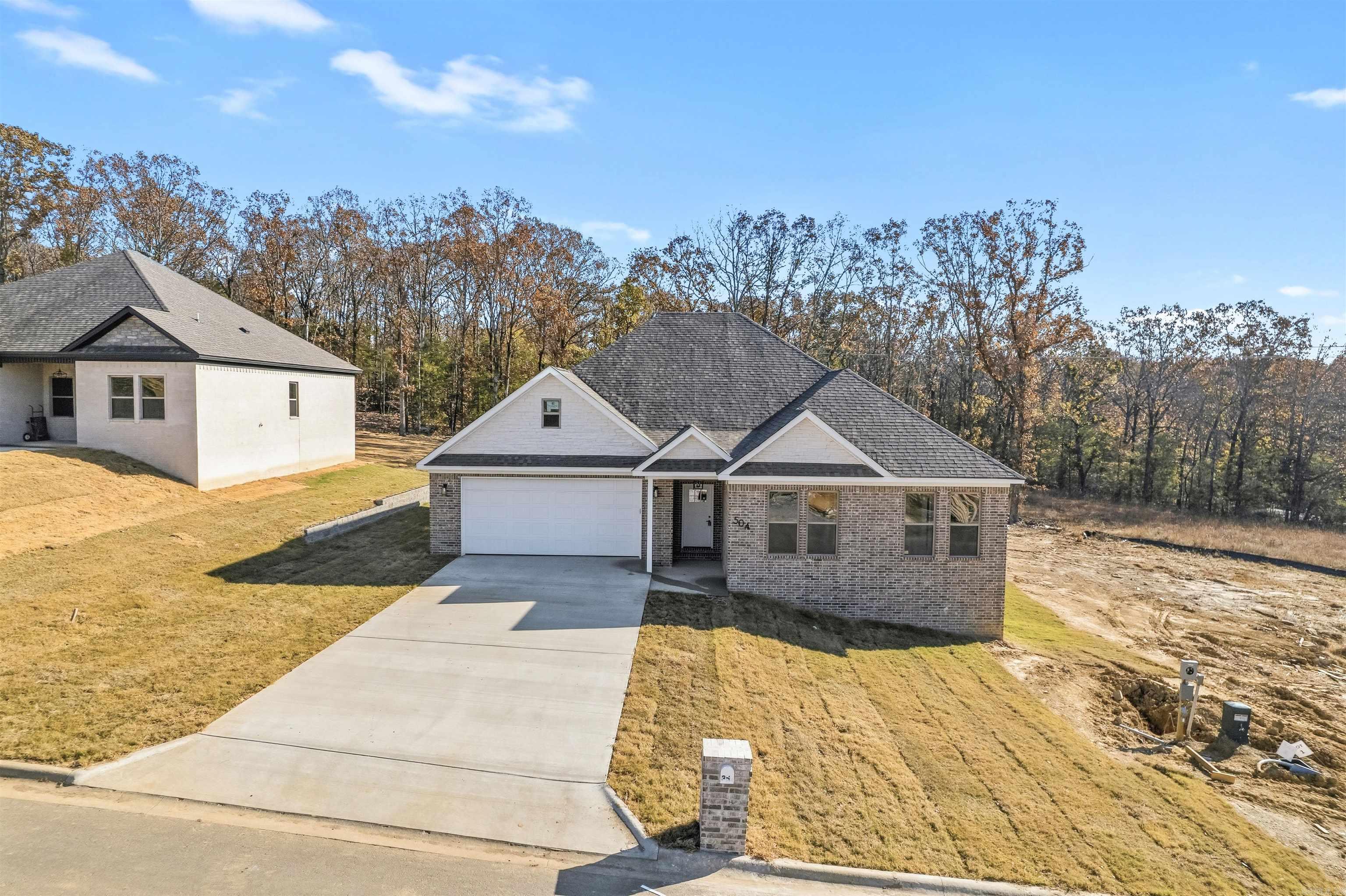 504 Madeleine  Austin, AR