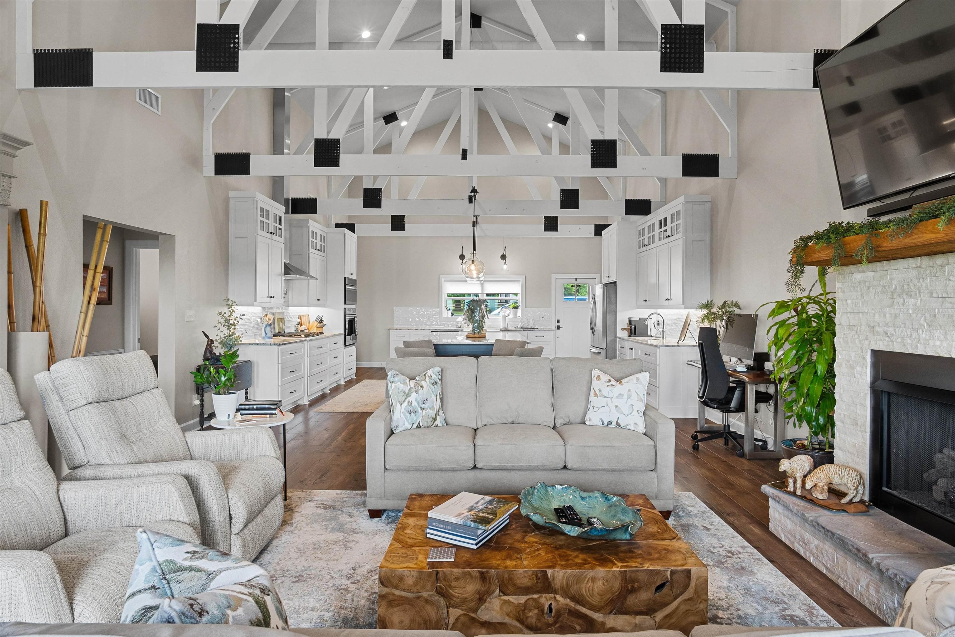 306 Rocky Point  Bee Branch, AR