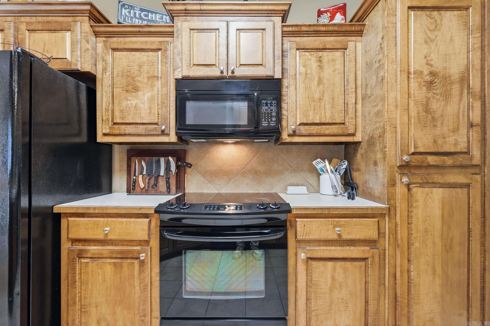 109 Valderrama  Haskell, AR