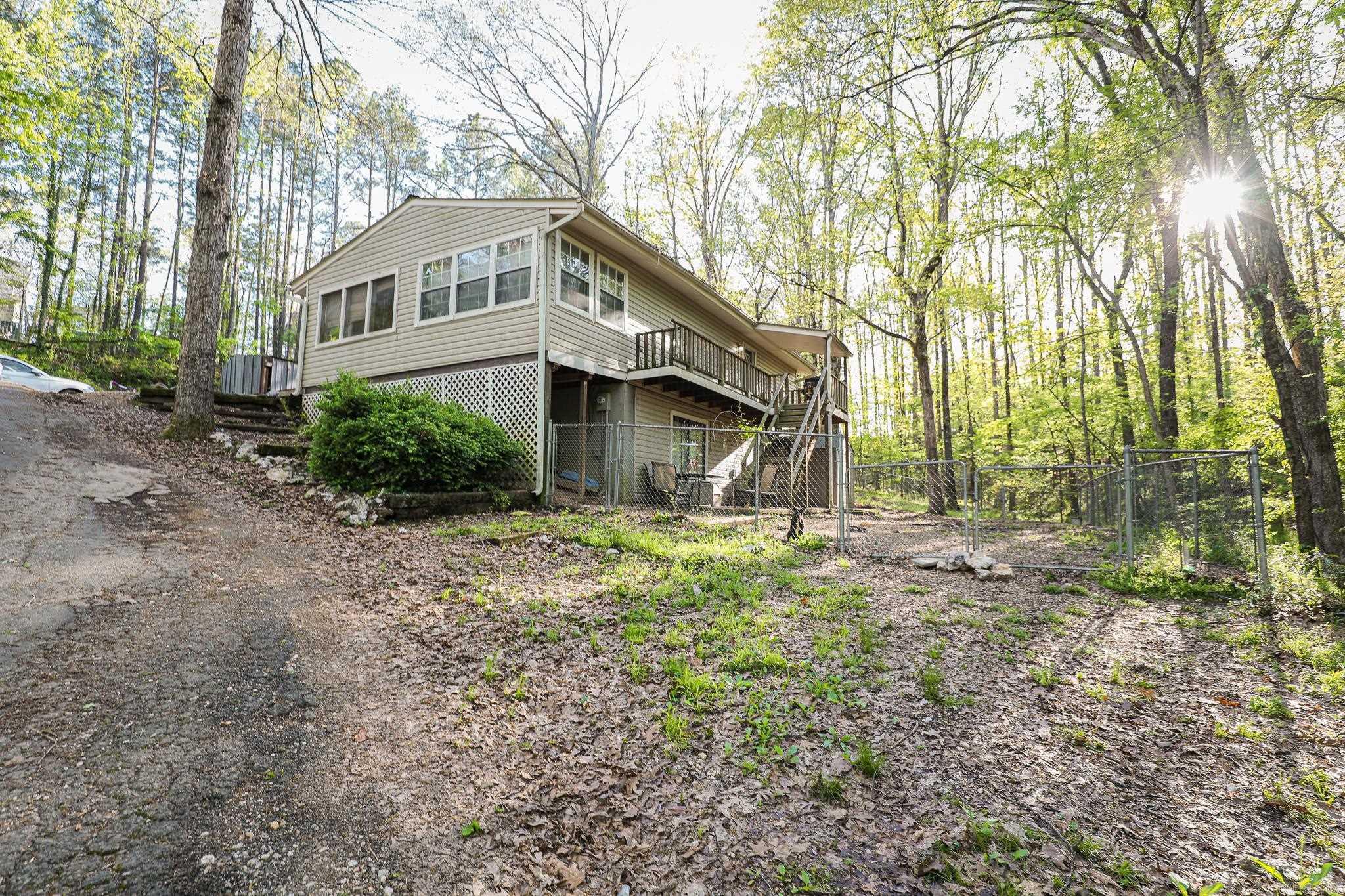 2215 GWIN LANE  Benton, AR