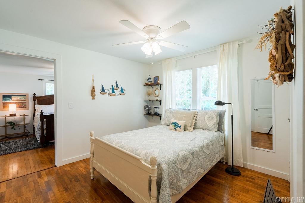 1323 W Searcy  Heber Springs, AR