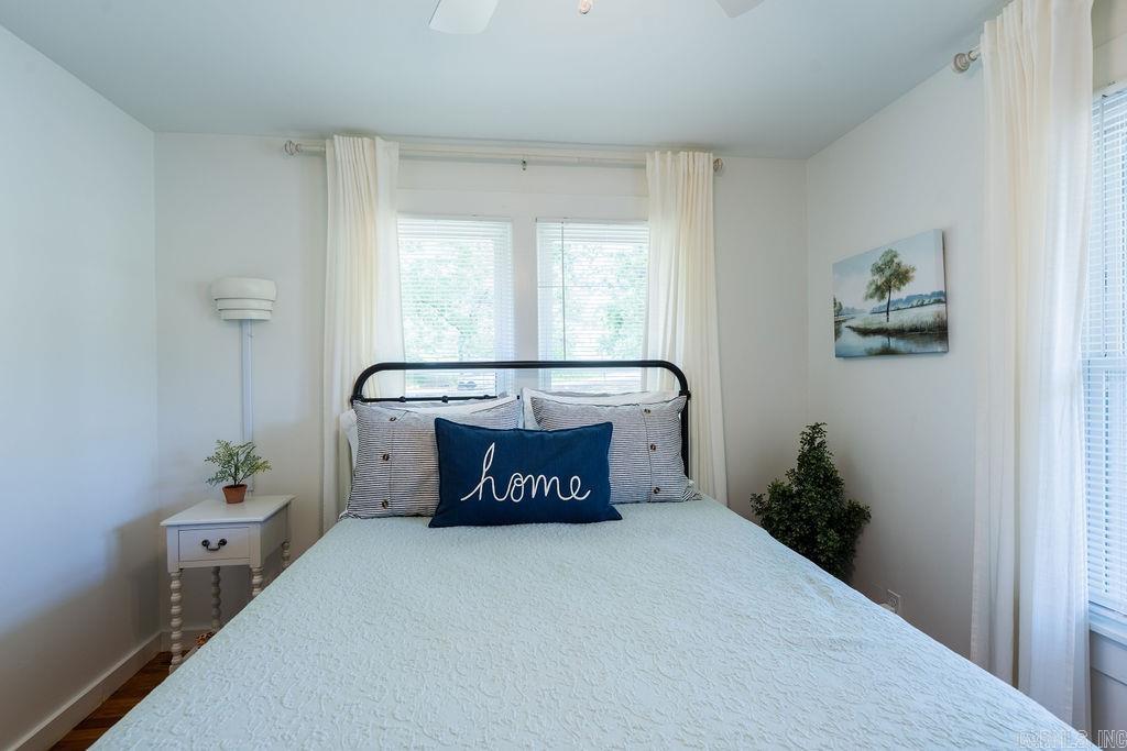 1323 W Searcy  Heber Springs, AR