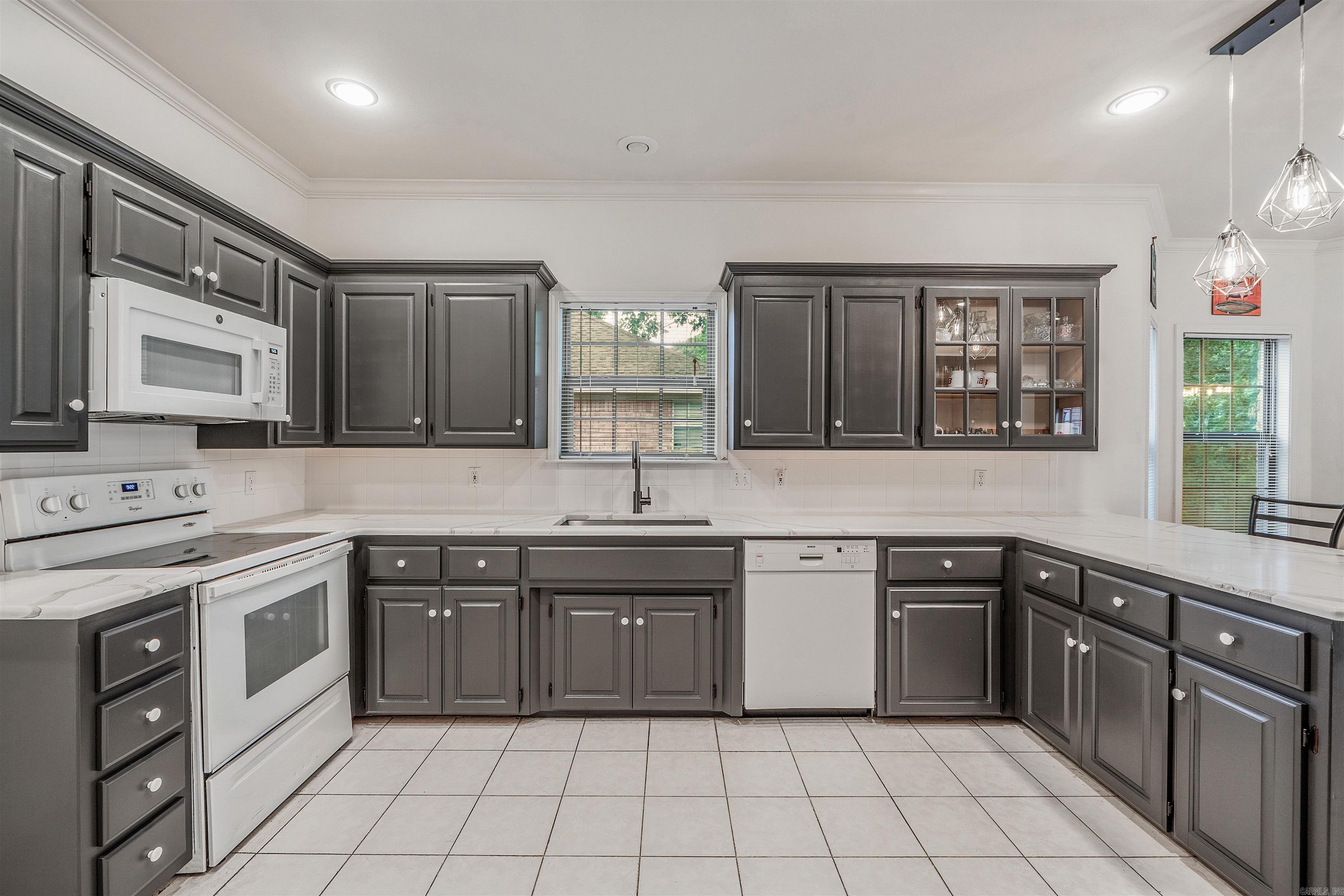 112 Miramar  Maumelle, AR