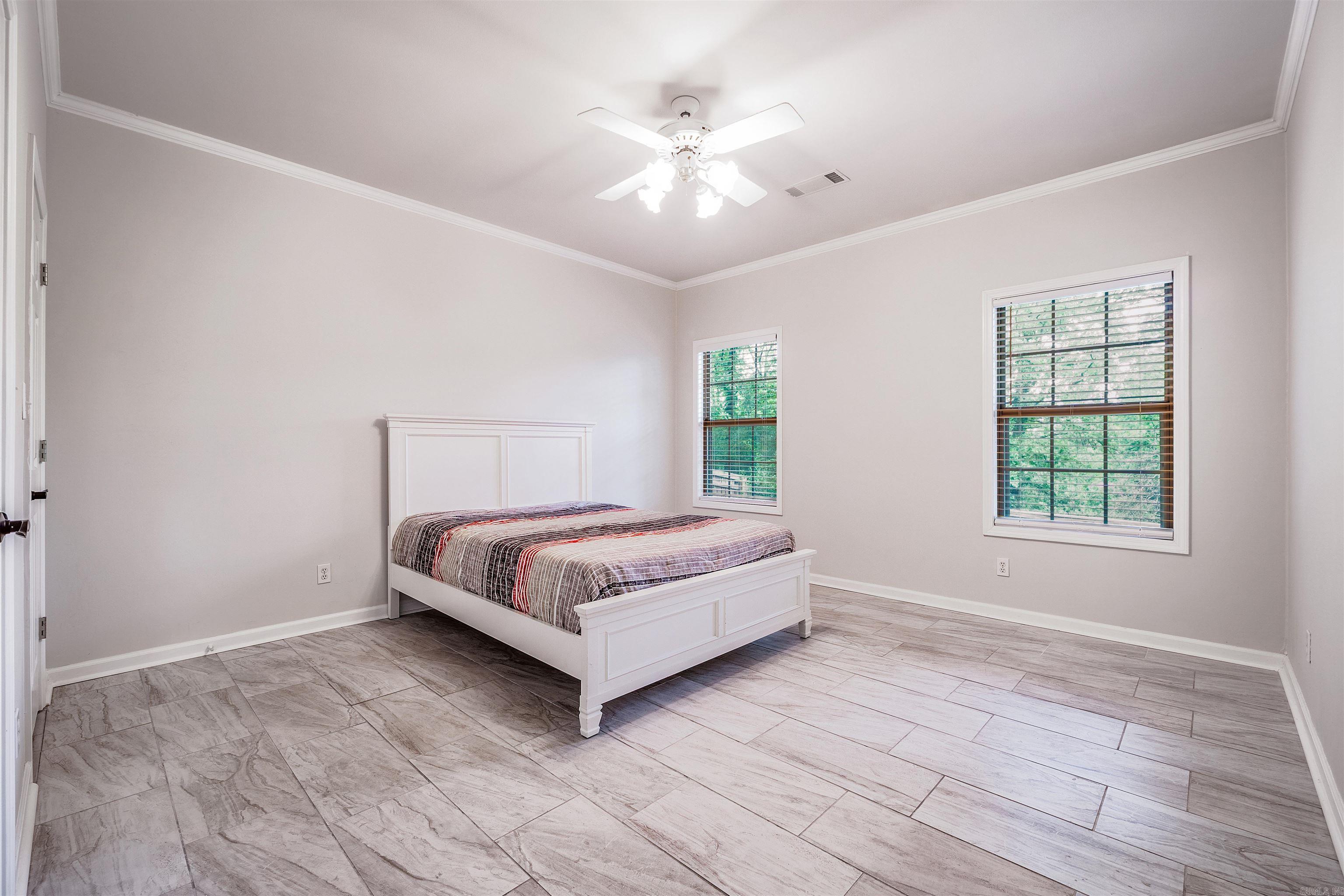 112 Miramar  Maumelle, AR