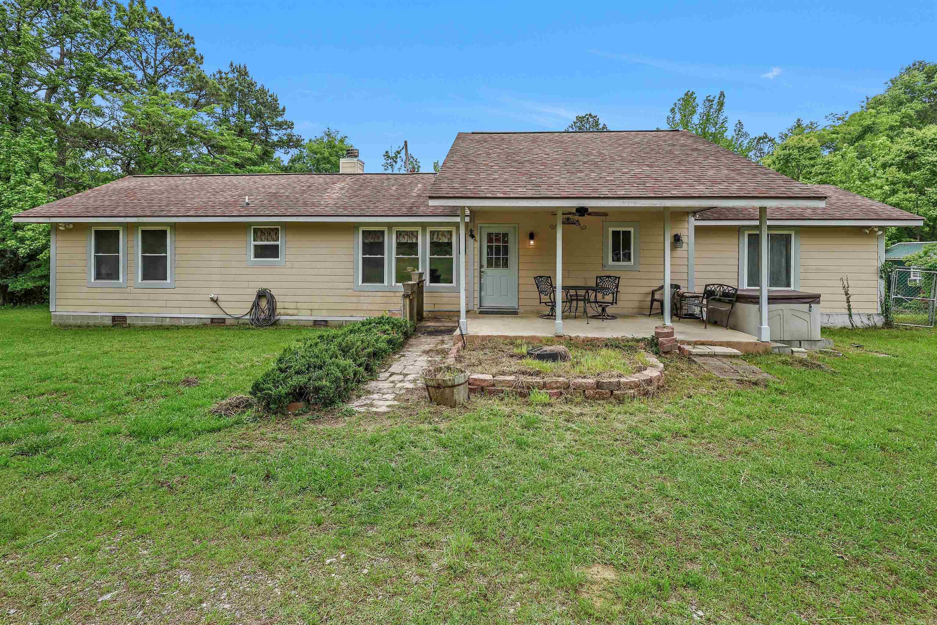 549 Oak Grove  Caddo Gap, AR
