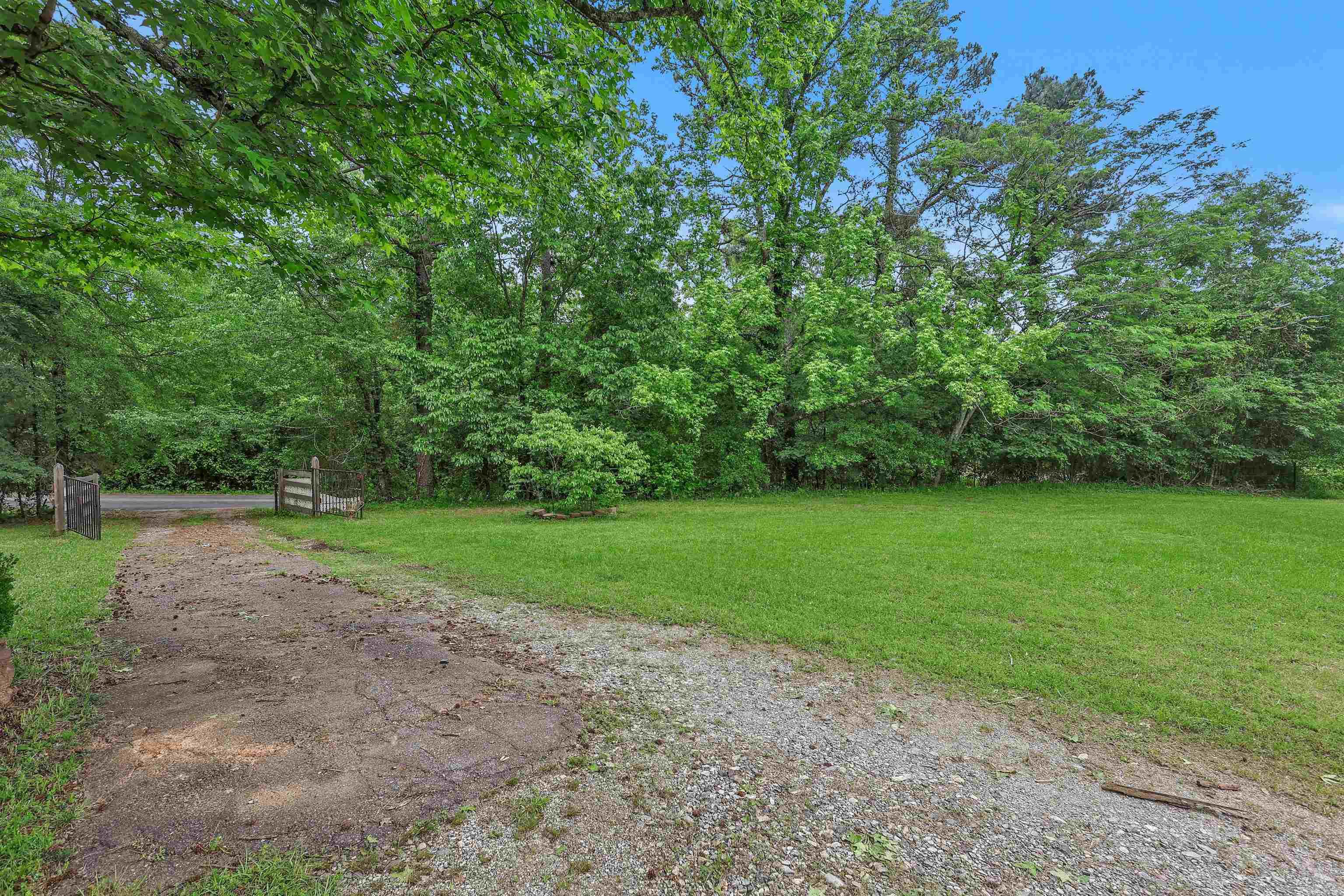 549 Oak Grove  Caddo Gap, AR