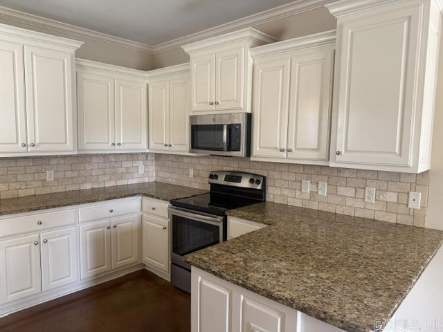2405 EIGHTEEN  Conway, AR