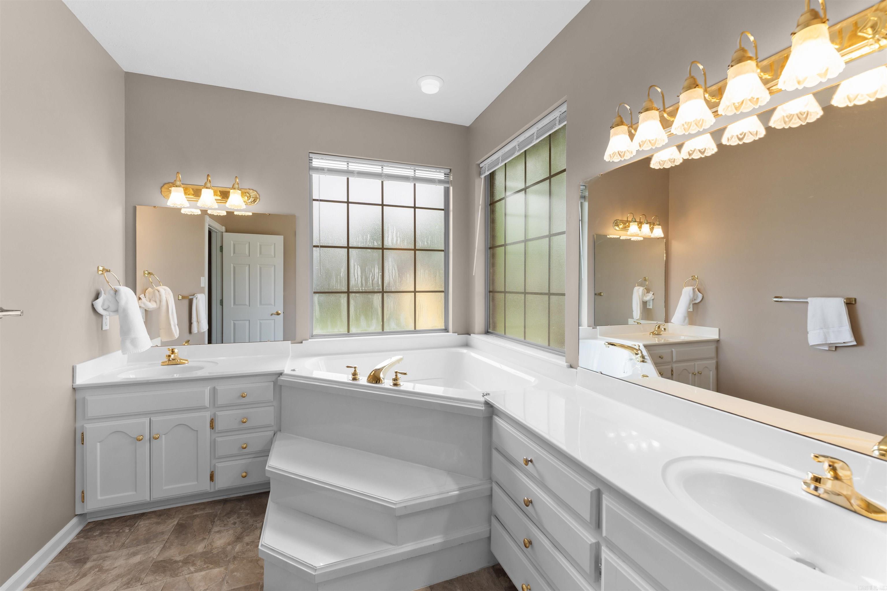 2435 Grummer  Conway, AR