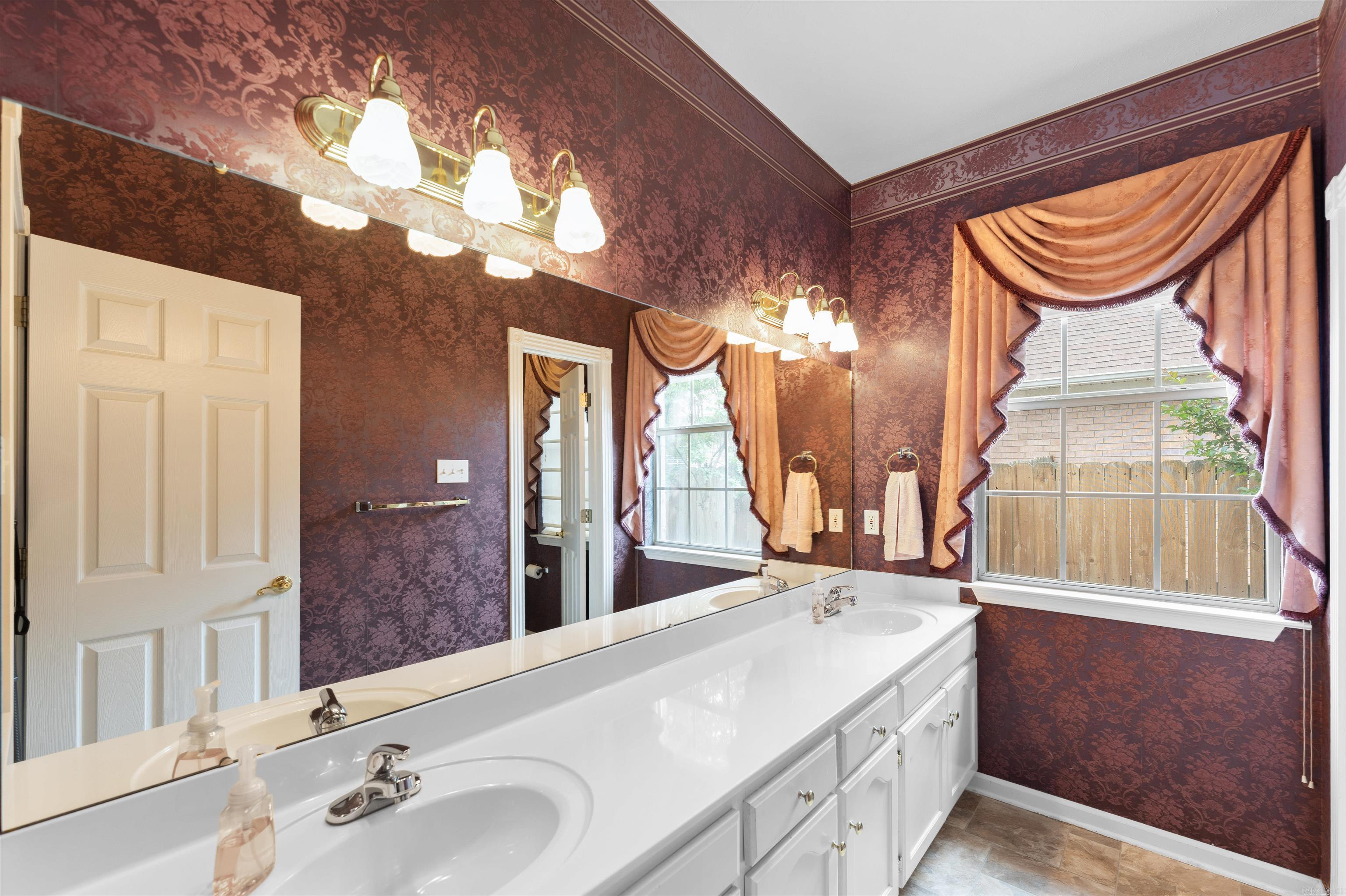 2435 Grummer  Conway, AR