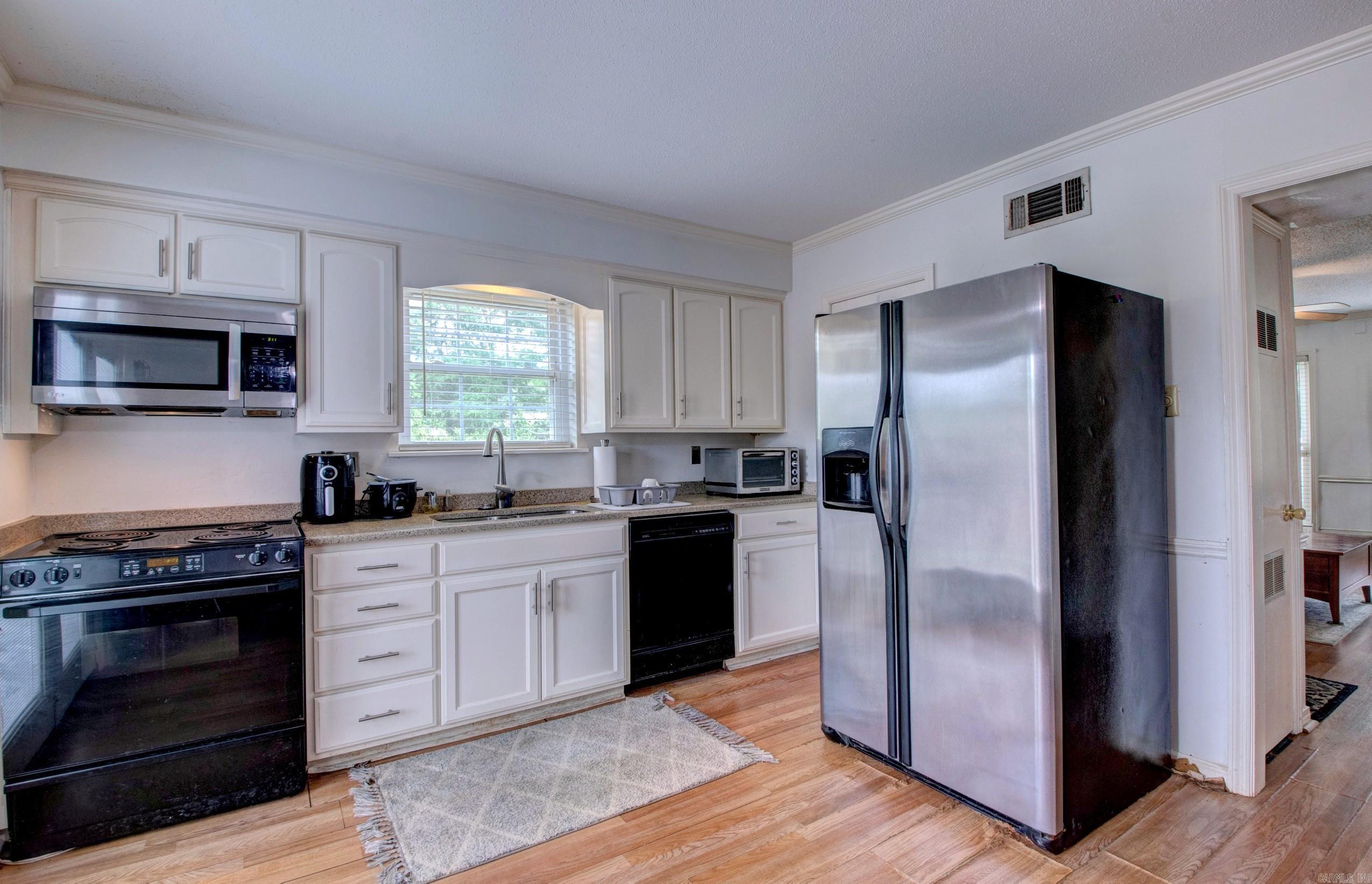 601 Brookside Drive, Apt 8  Little Rock, AR
