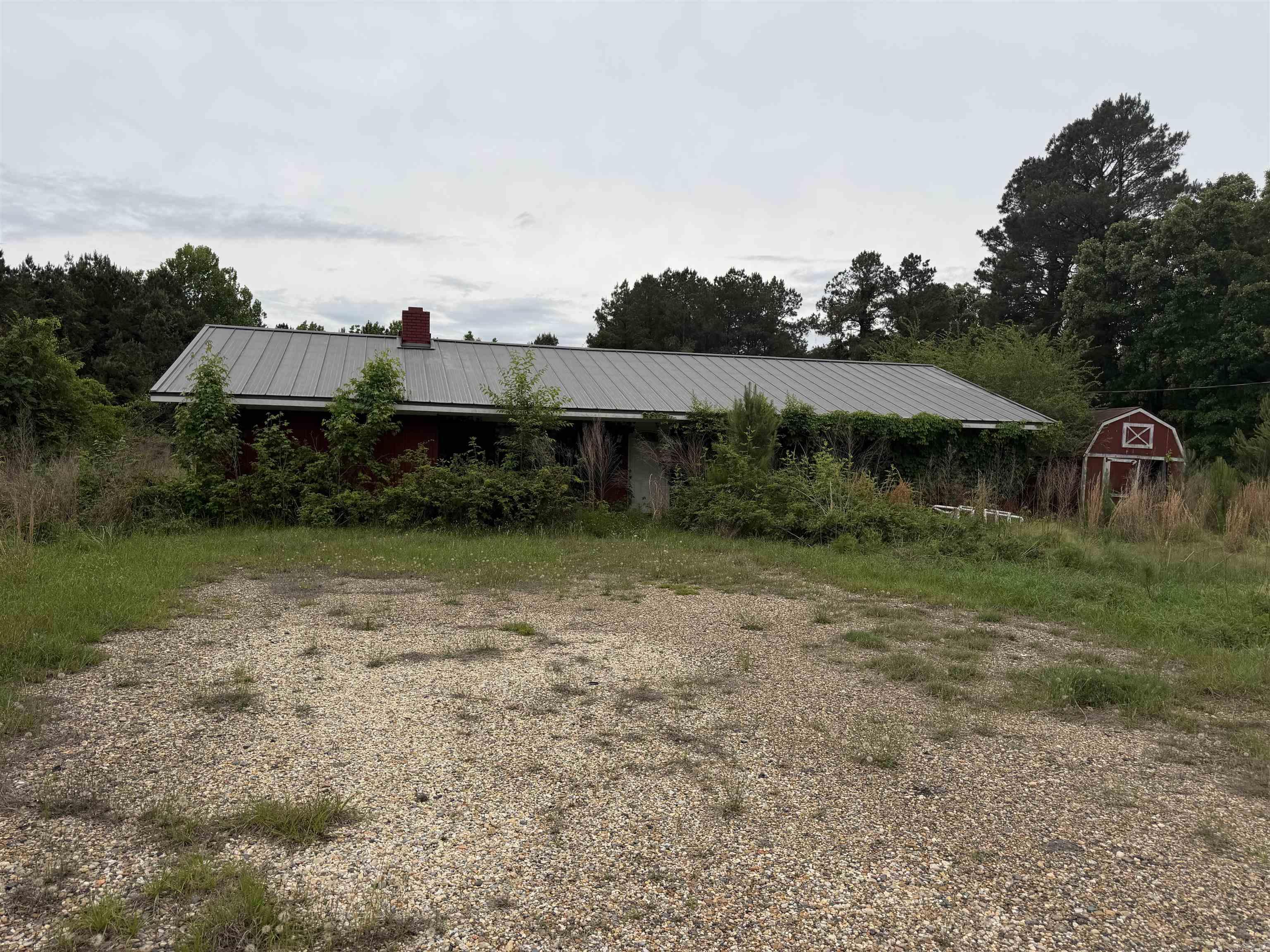 3644 HWY 160 E