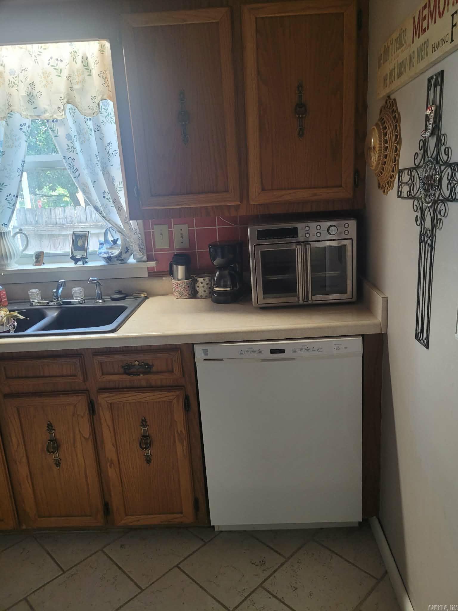 208 N Cole  Harrisburg, AR