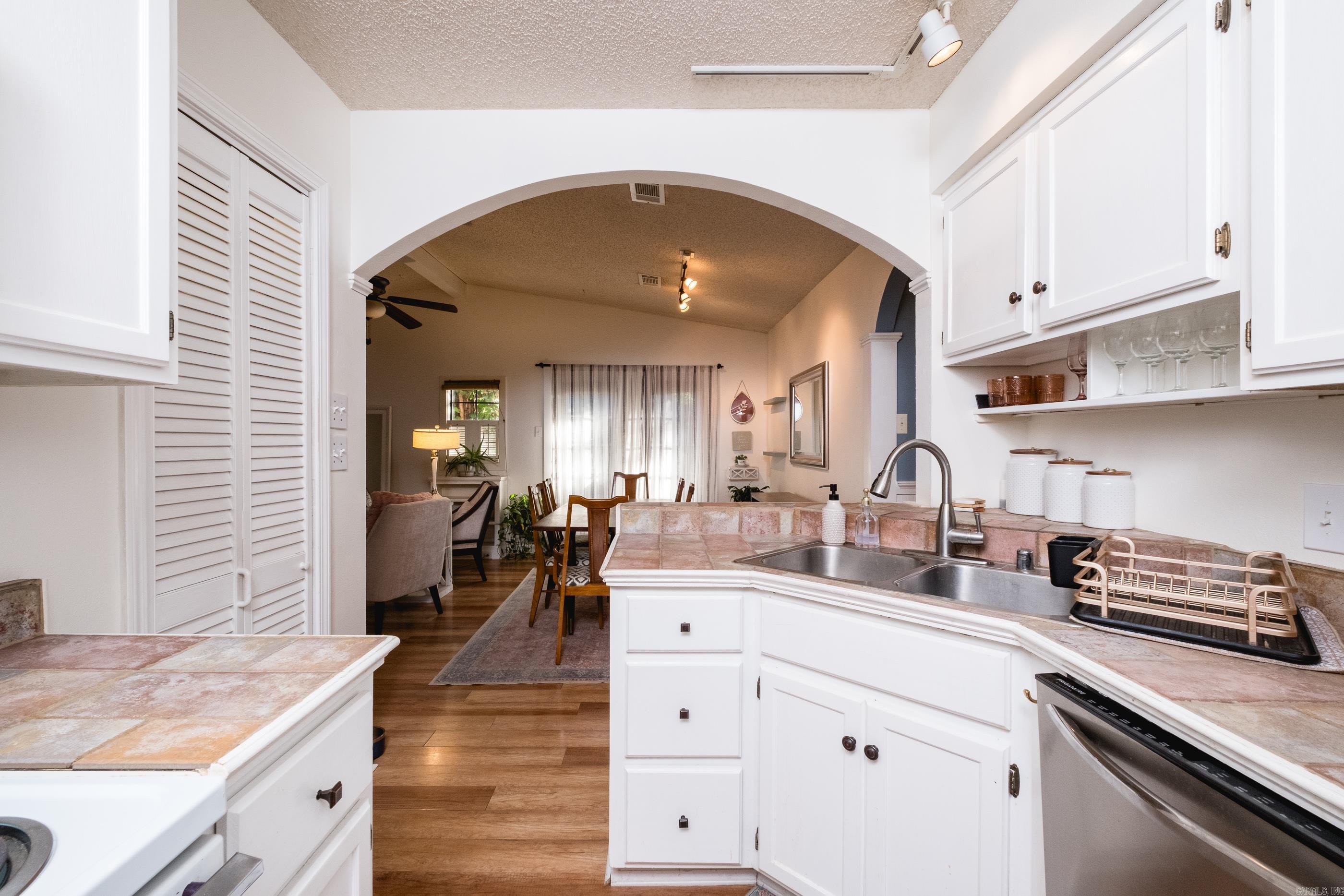 1814 Calgary  Little Rock, AR