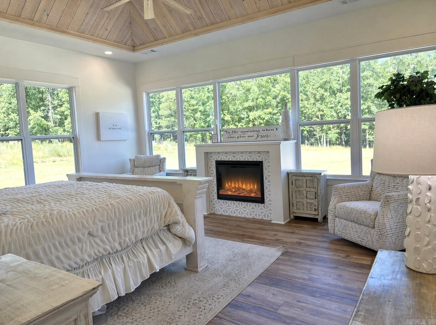 2995 Cresthaven  Conway, AR