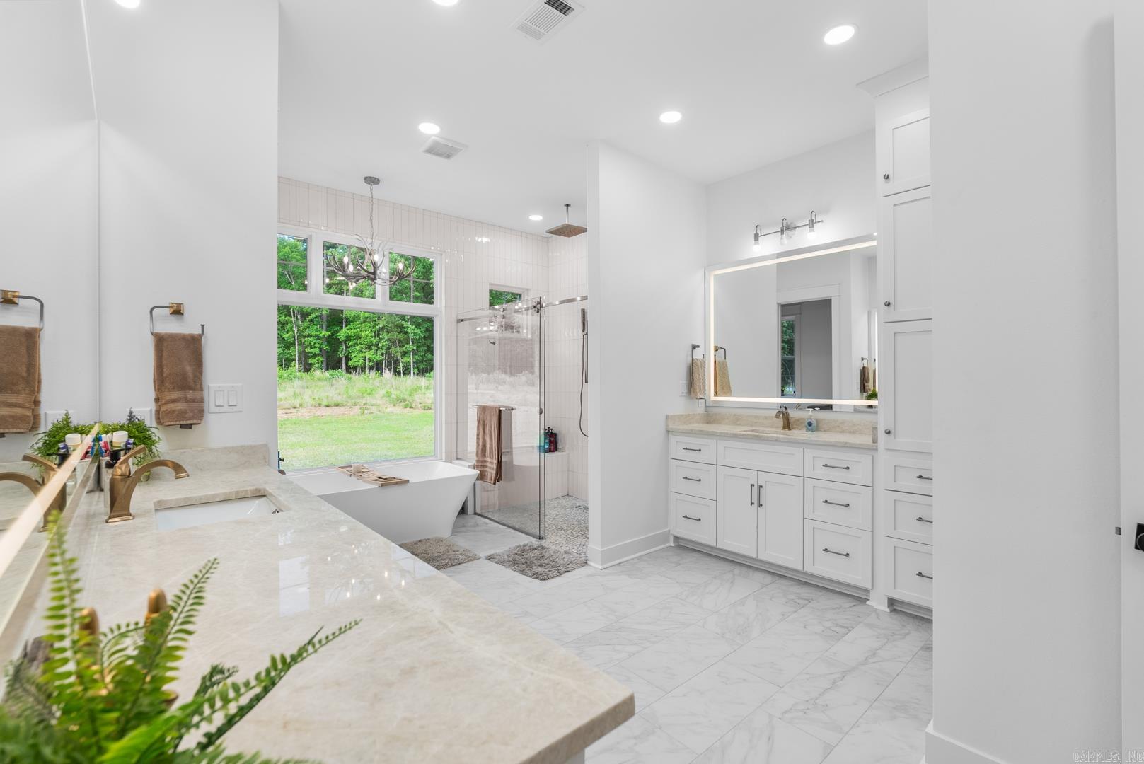 2995 Cresthaven  Conway, AR