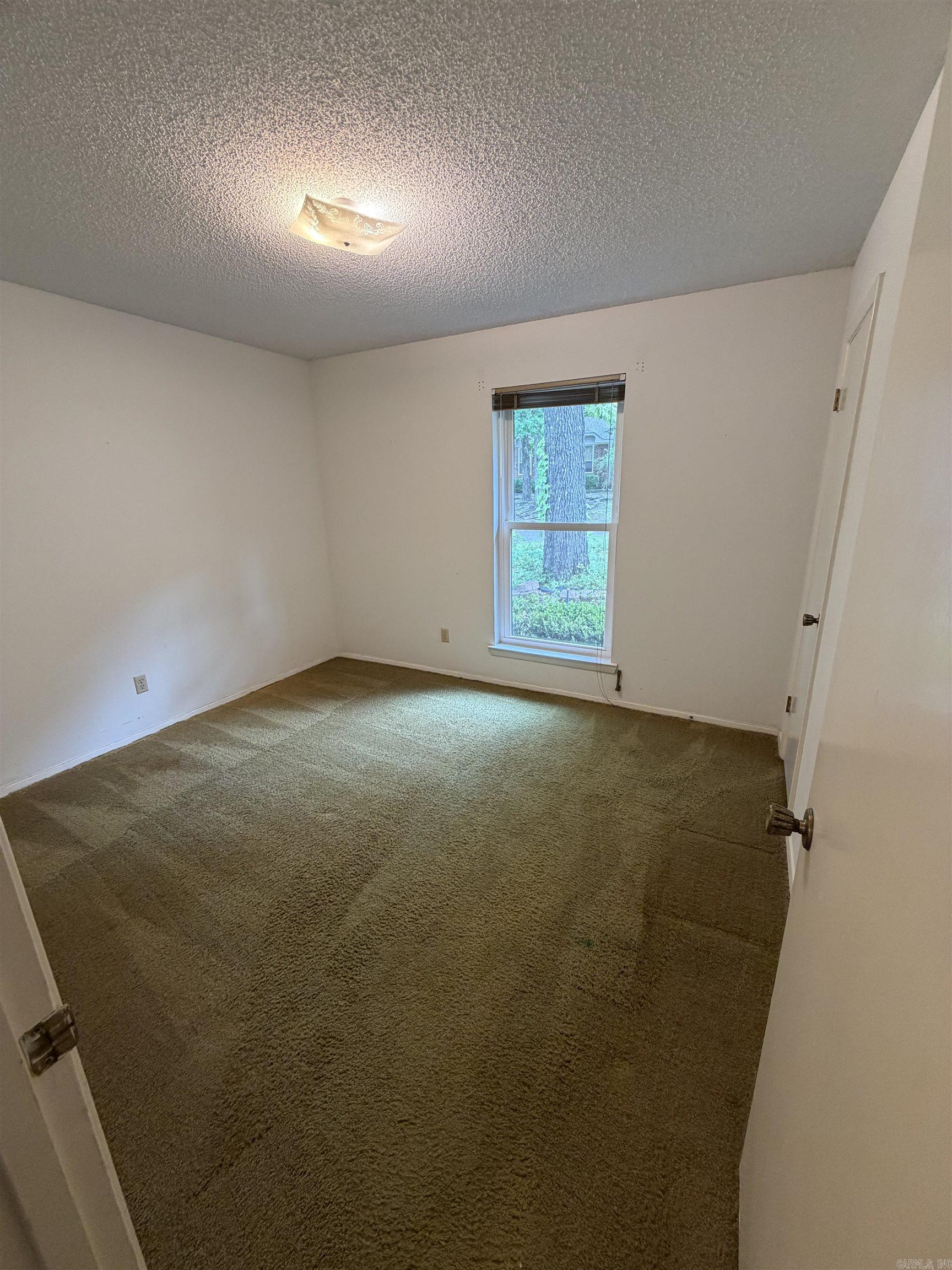 8 Markham Place Cir  Little Rock, AR