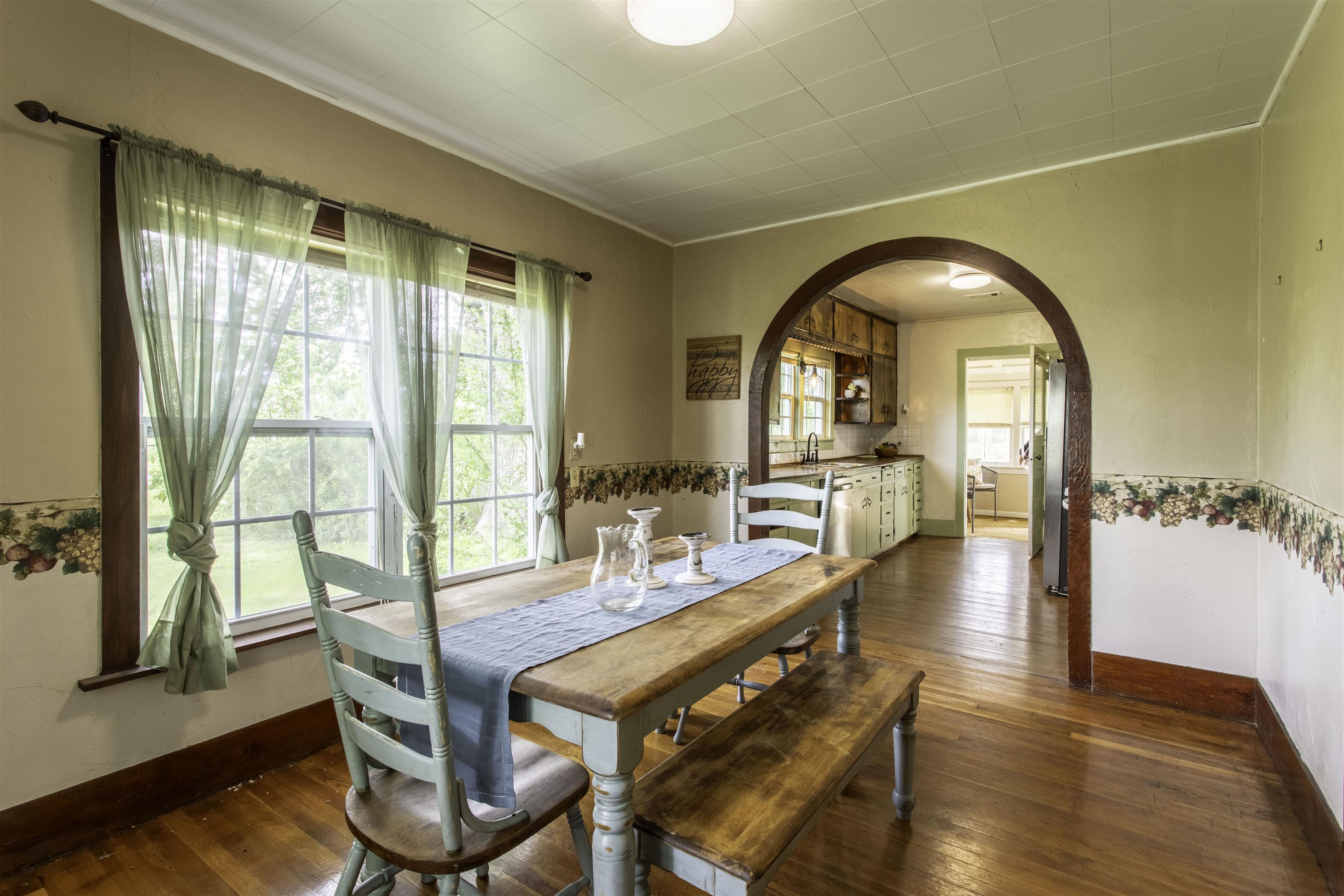 101 2Nd  Oxford, AR