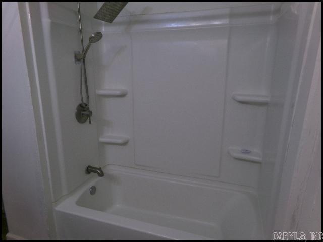 303 E Nichols  England, AR