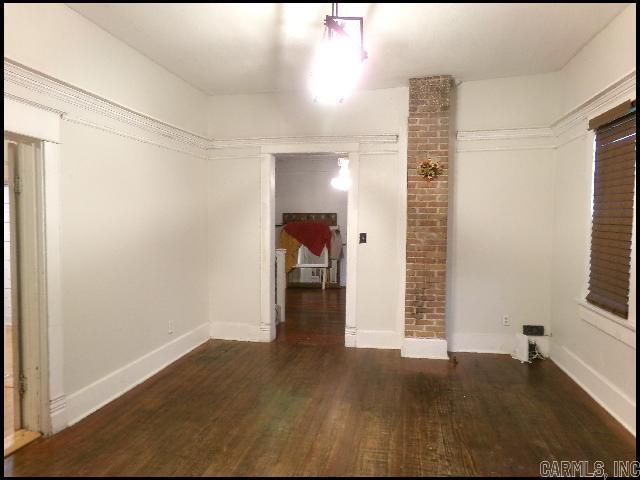 303 E Nichols  England, AR