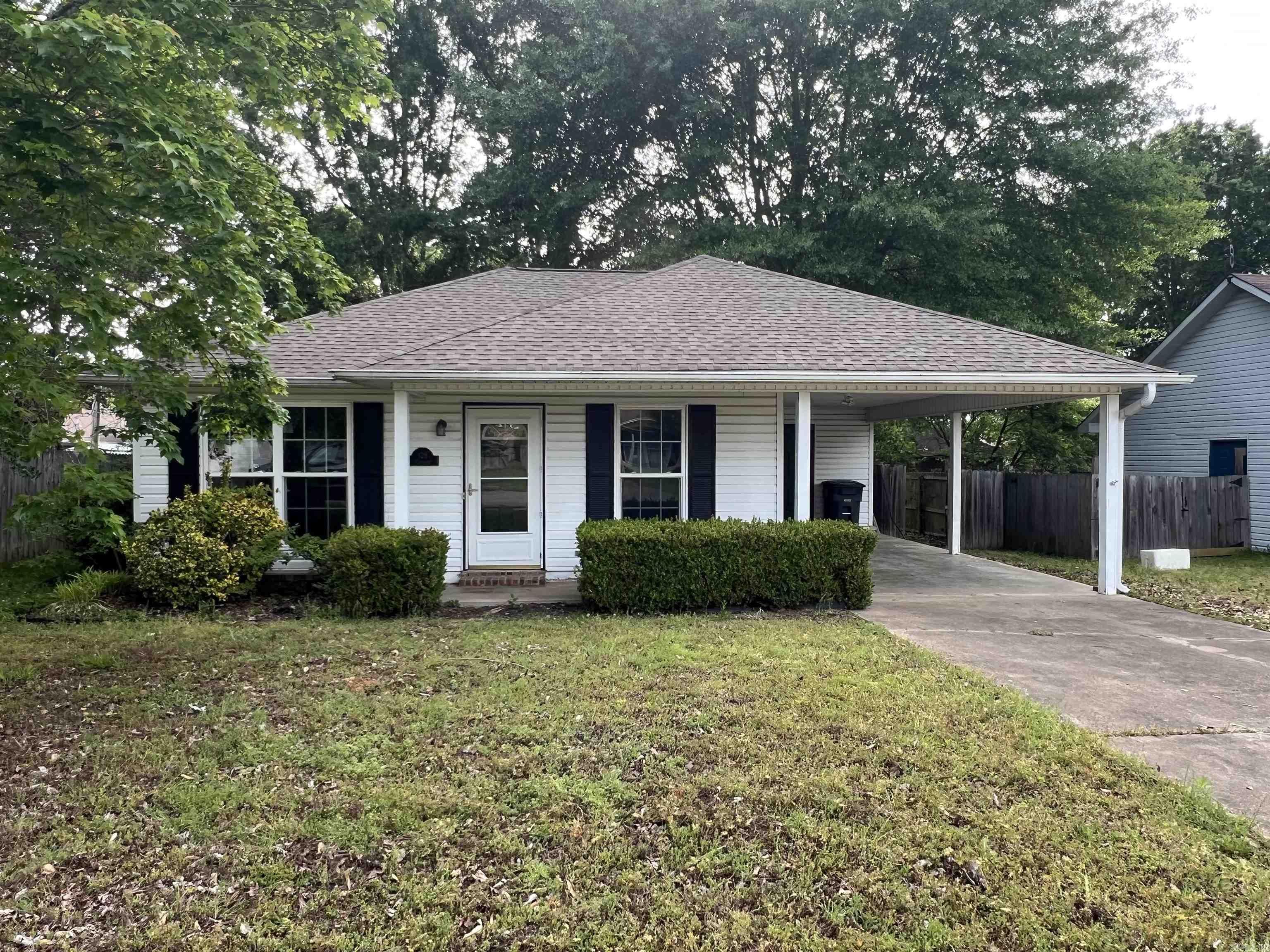 128 Field Crest Dr  Searcy, AR