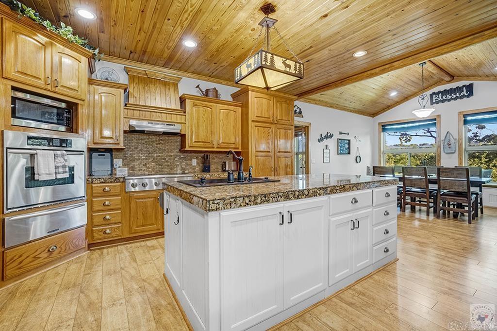 89 Kevins Crossing  Amity, AR
