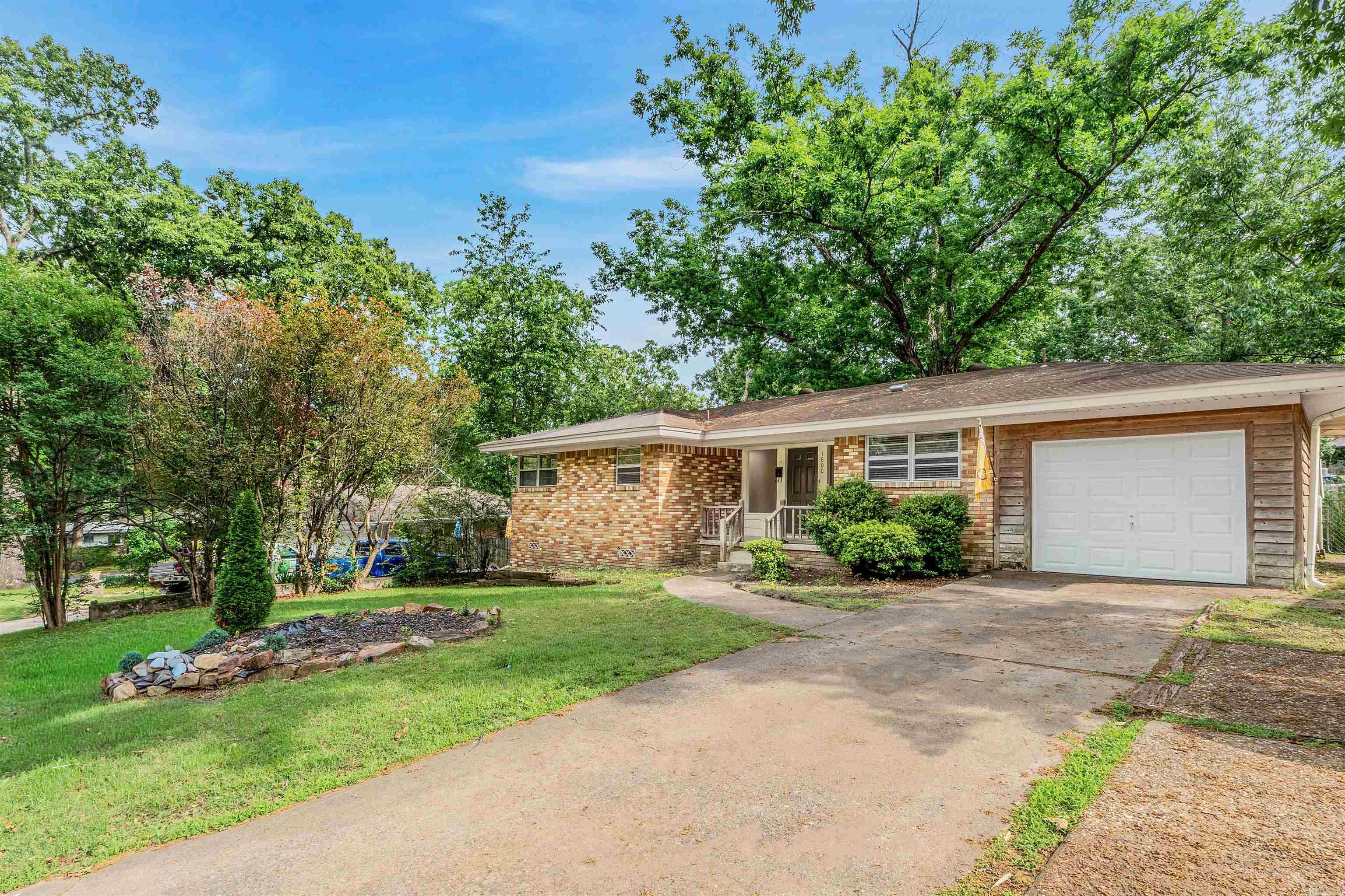 1800 Northwood Rd North Little Rock, AR 72116