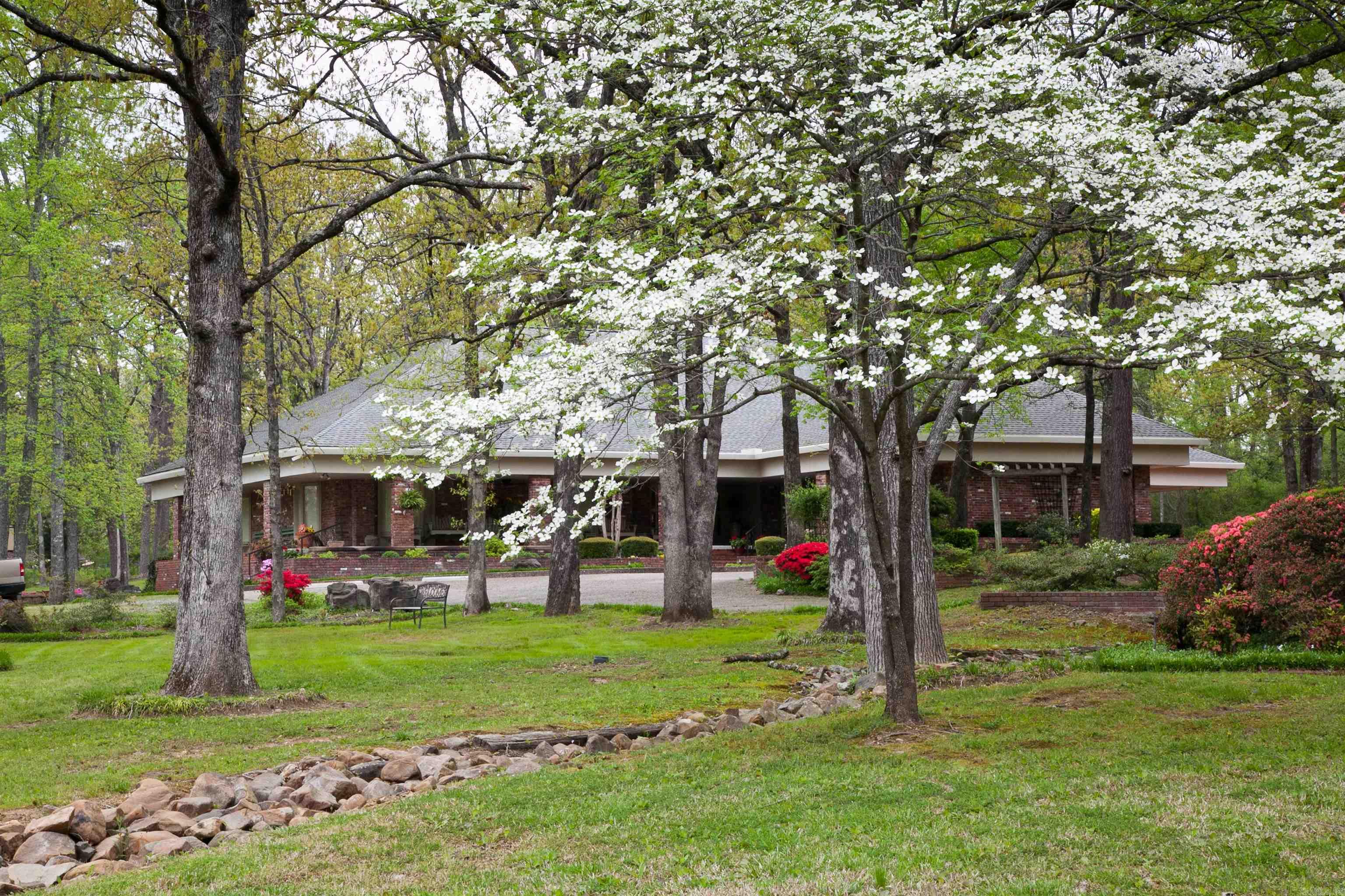 2205 Church Avenue  Mena, AR