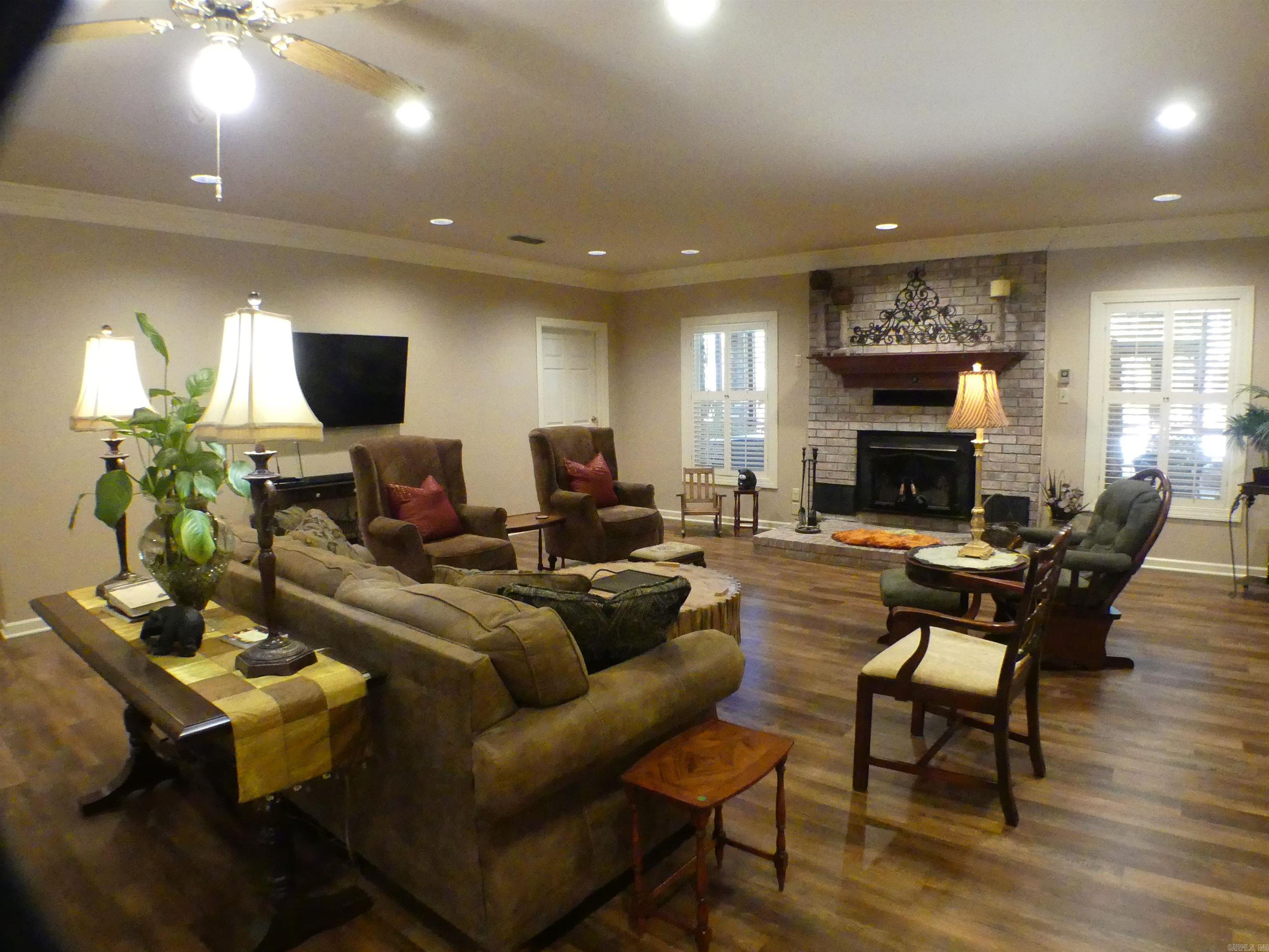 2205 Church Avenue  Mena, AR