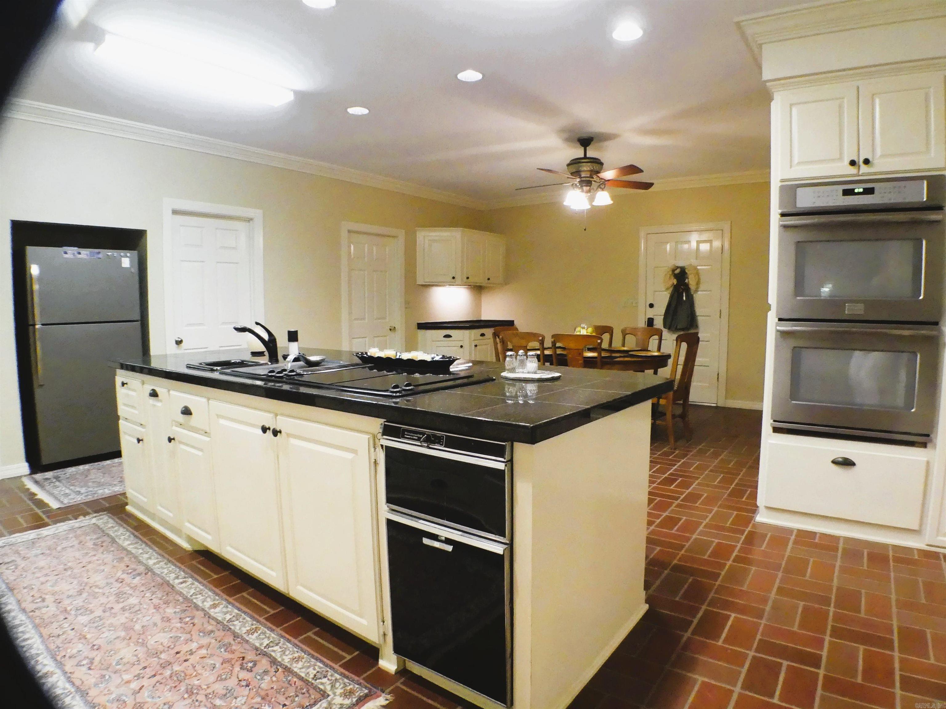 2205 Church Avenue  Mena, AR