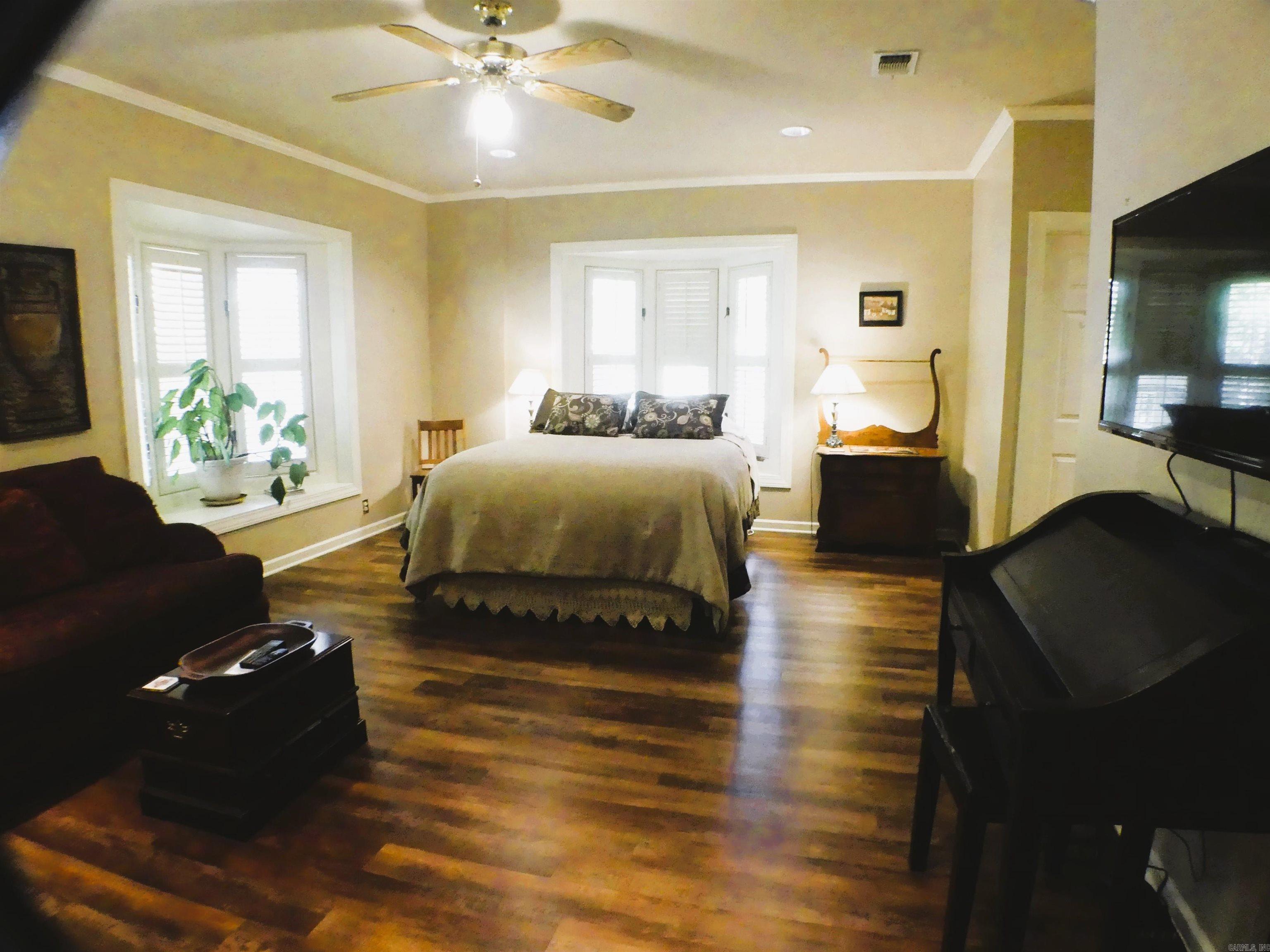 2205 Church Avenue Mena, AR 71953