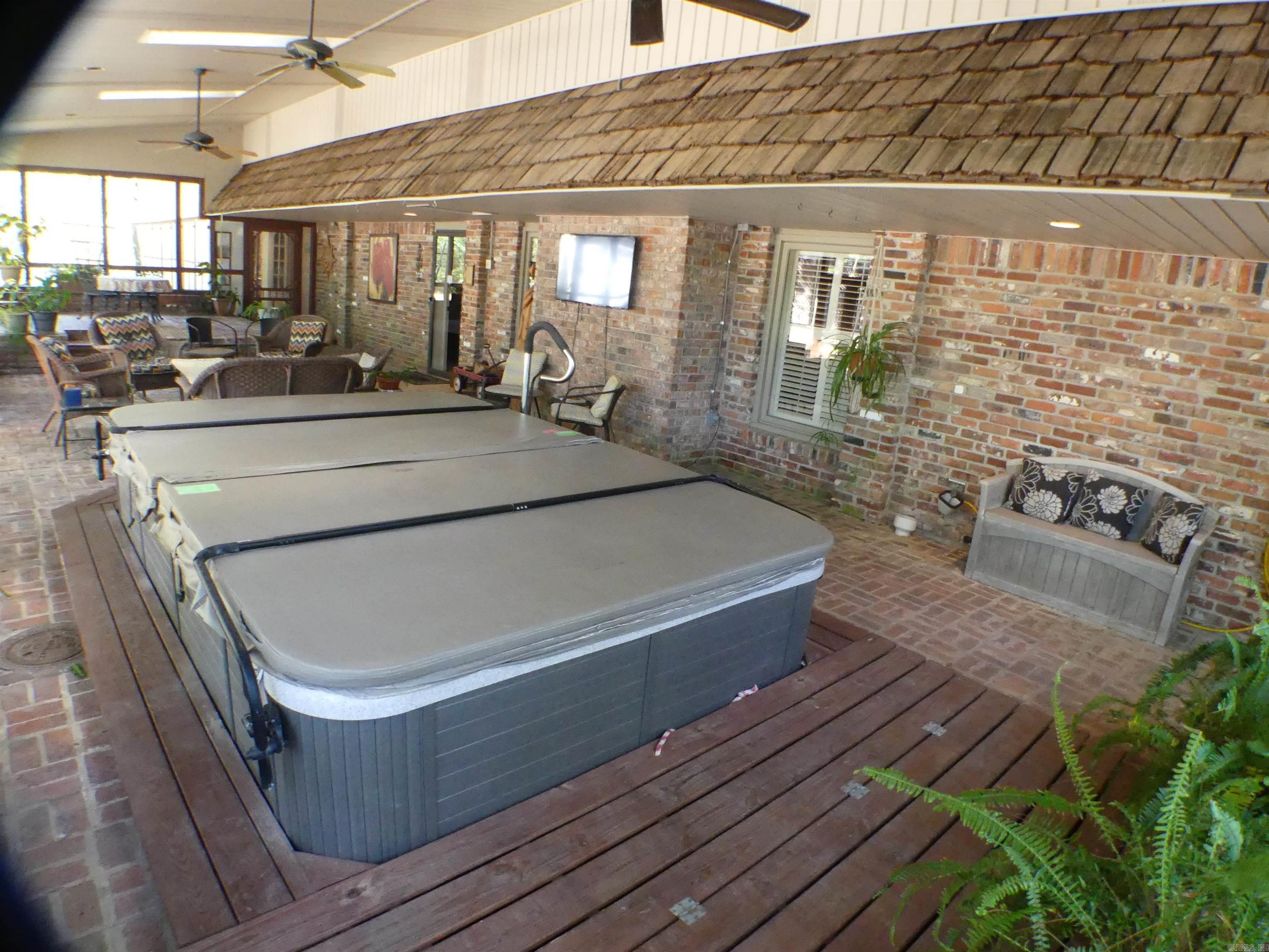 2205 Church Avenue  Mena, AR