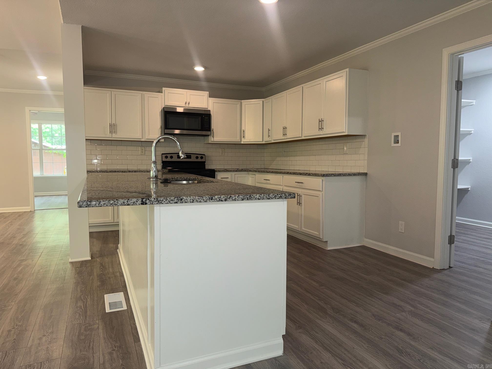 22035 Phillip  Little Rock, AR