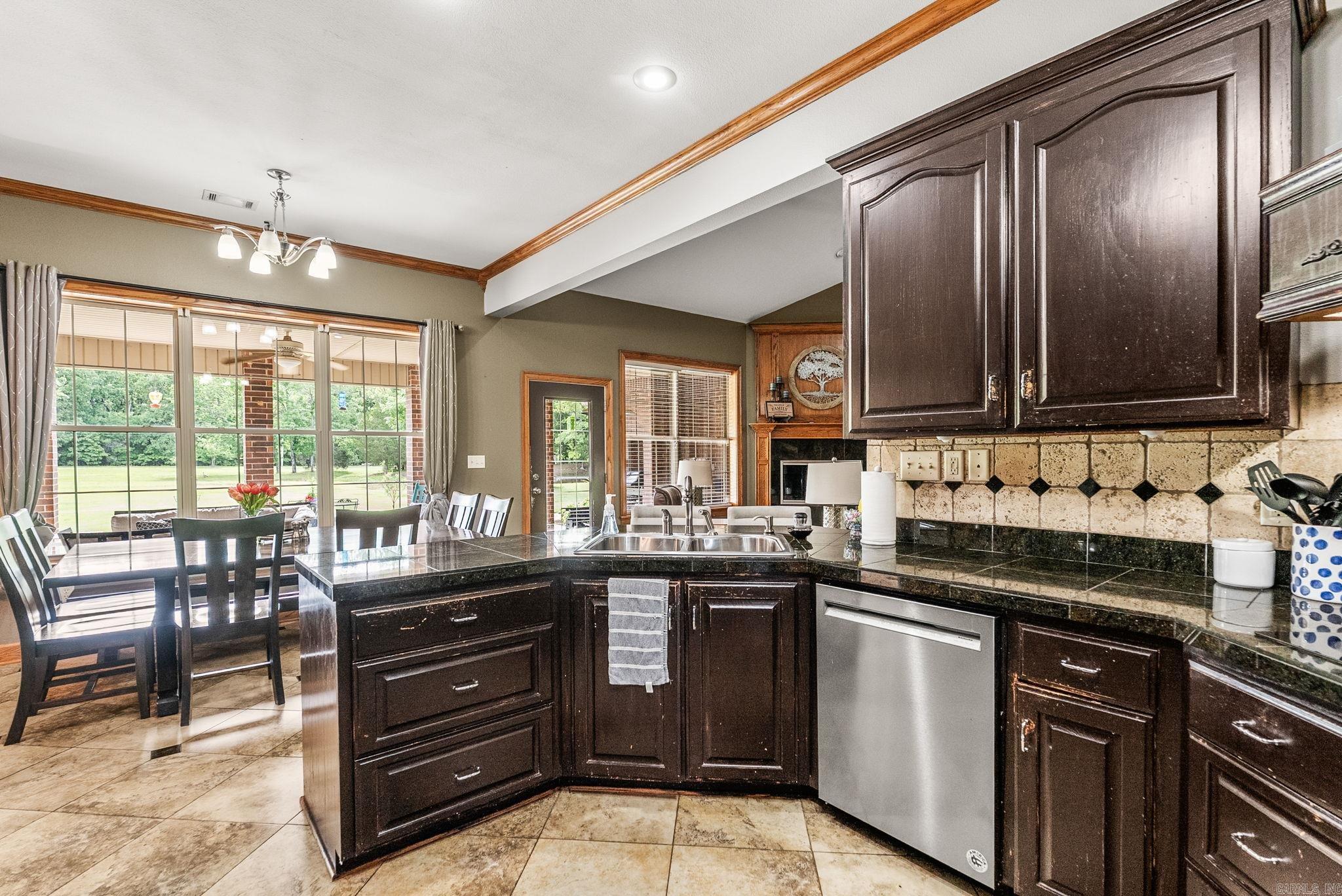 13 Agarita Cove  Conway, AR