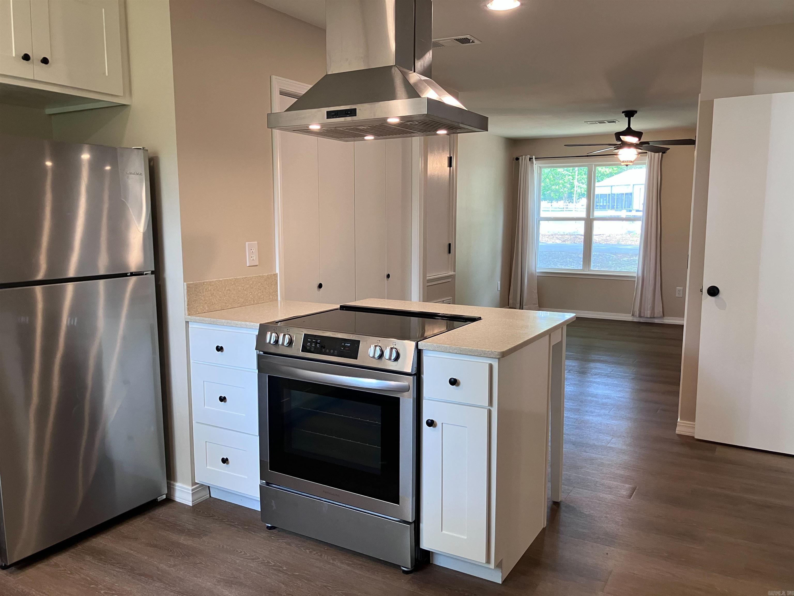 411 Park  Bradford, AR