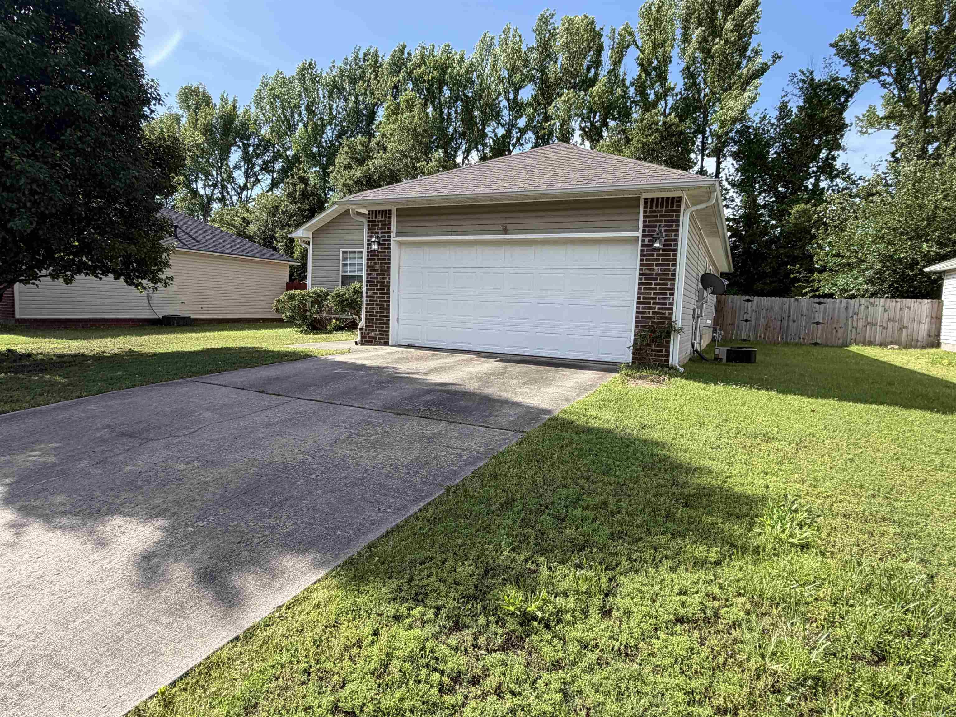 21 Weatherwood  Ward, AR