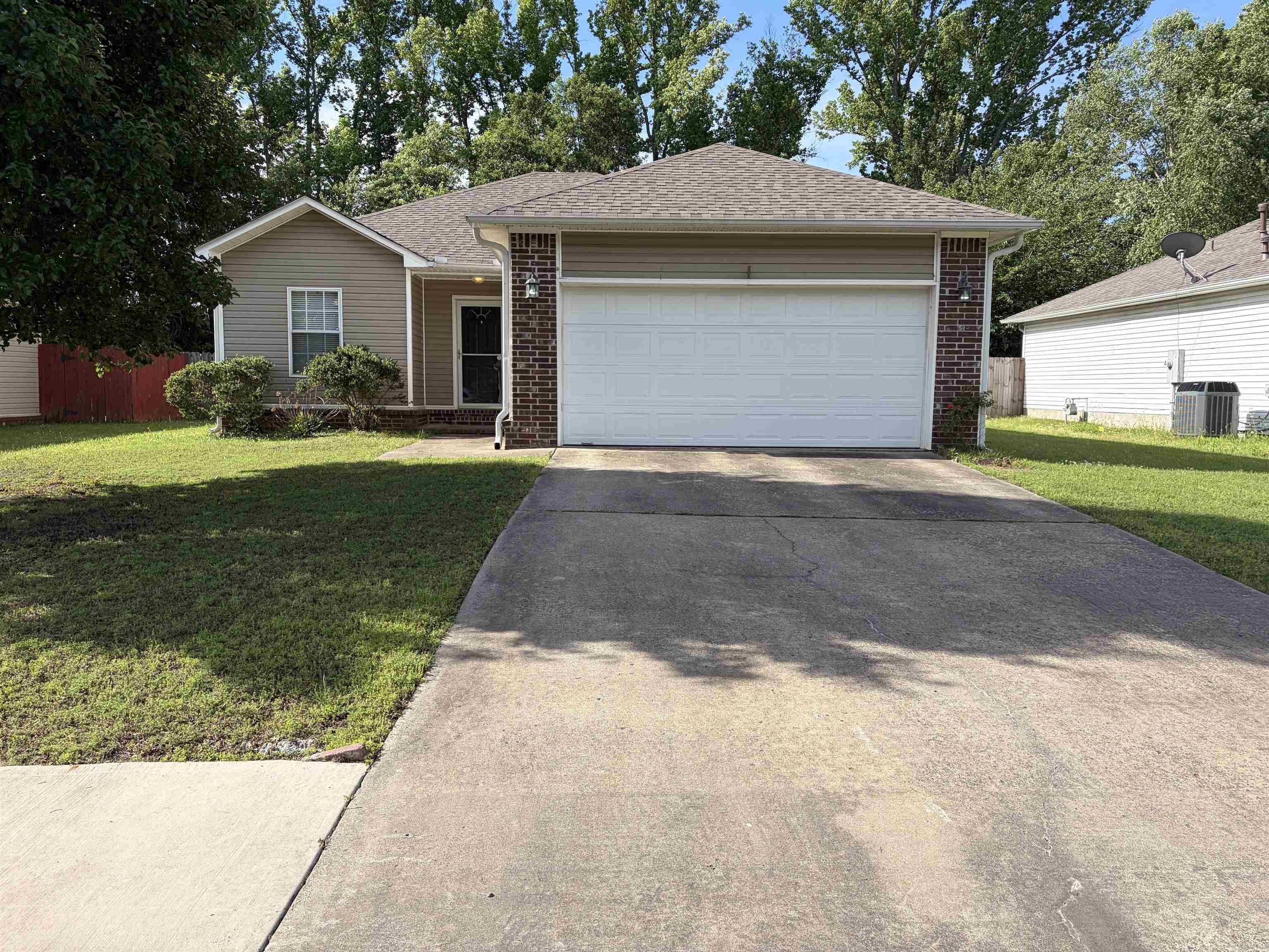 21 Weatherwood  Ward, AR