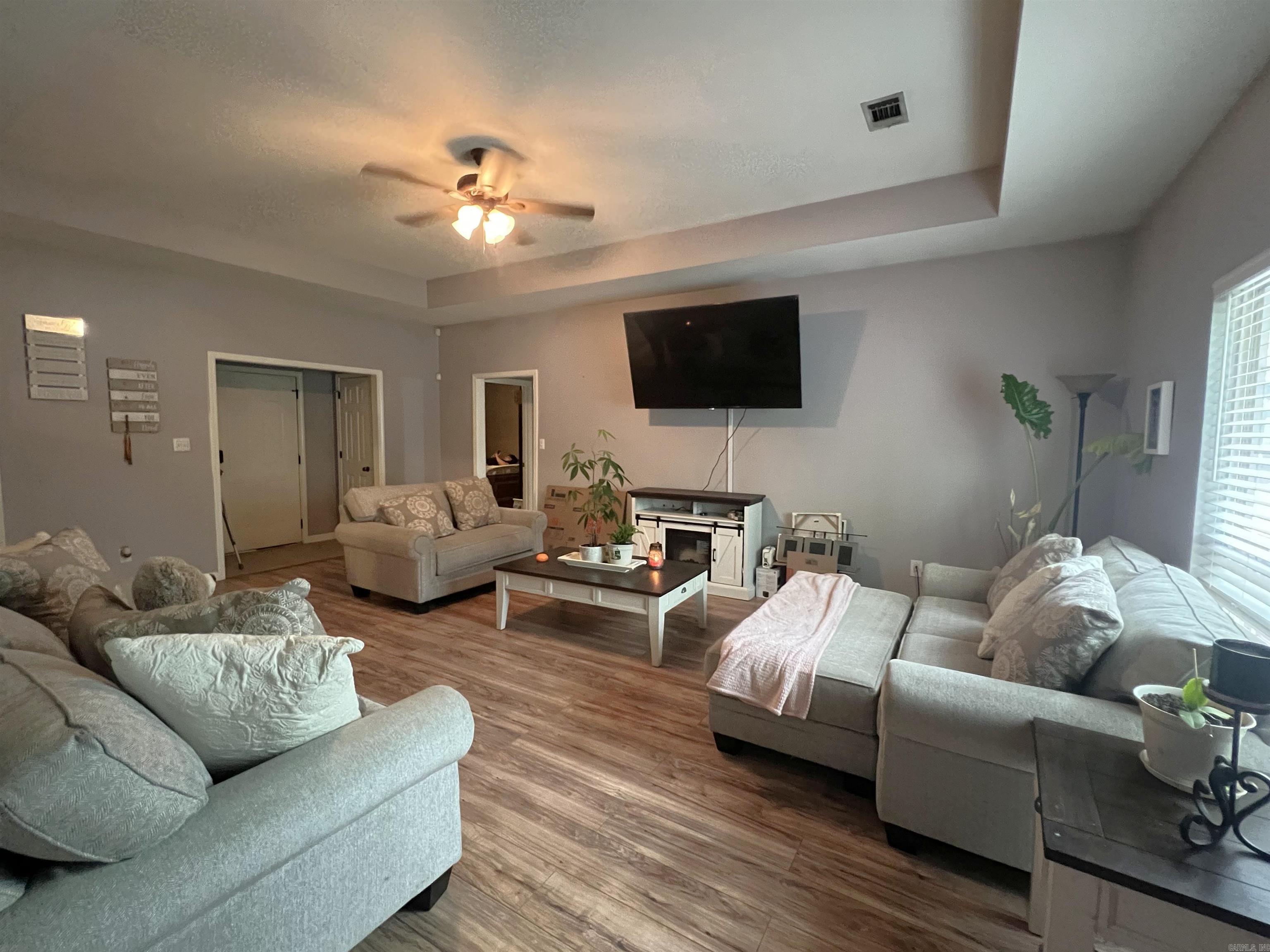 368 Meadow Creek  Benton, AR