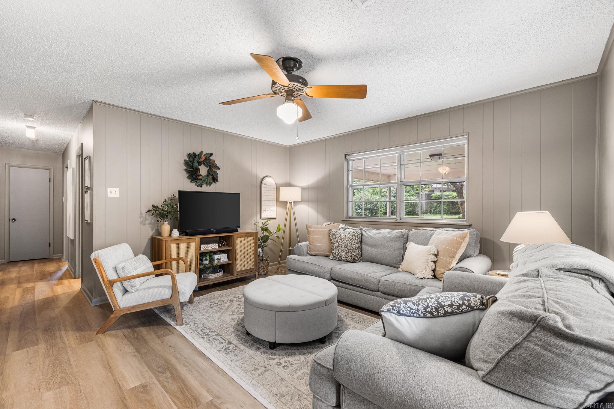 44 Warwick  Little Rock, AR