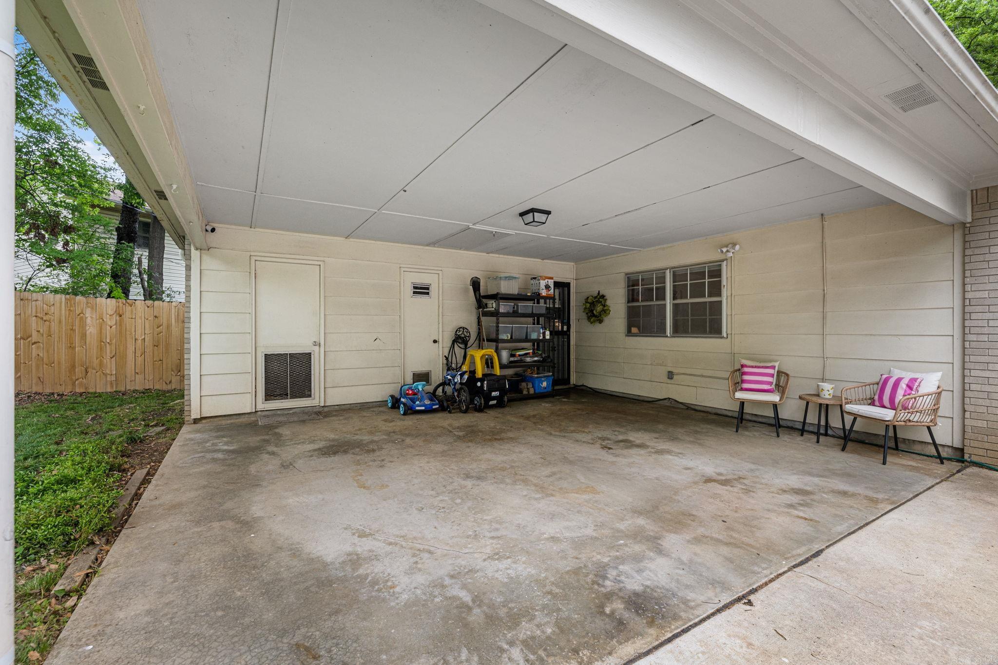 44 Warwick  Little Rock, AR