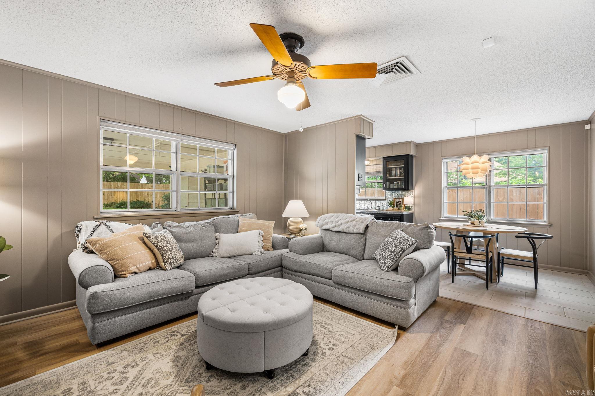 44 Warwick  Little Rock, AR