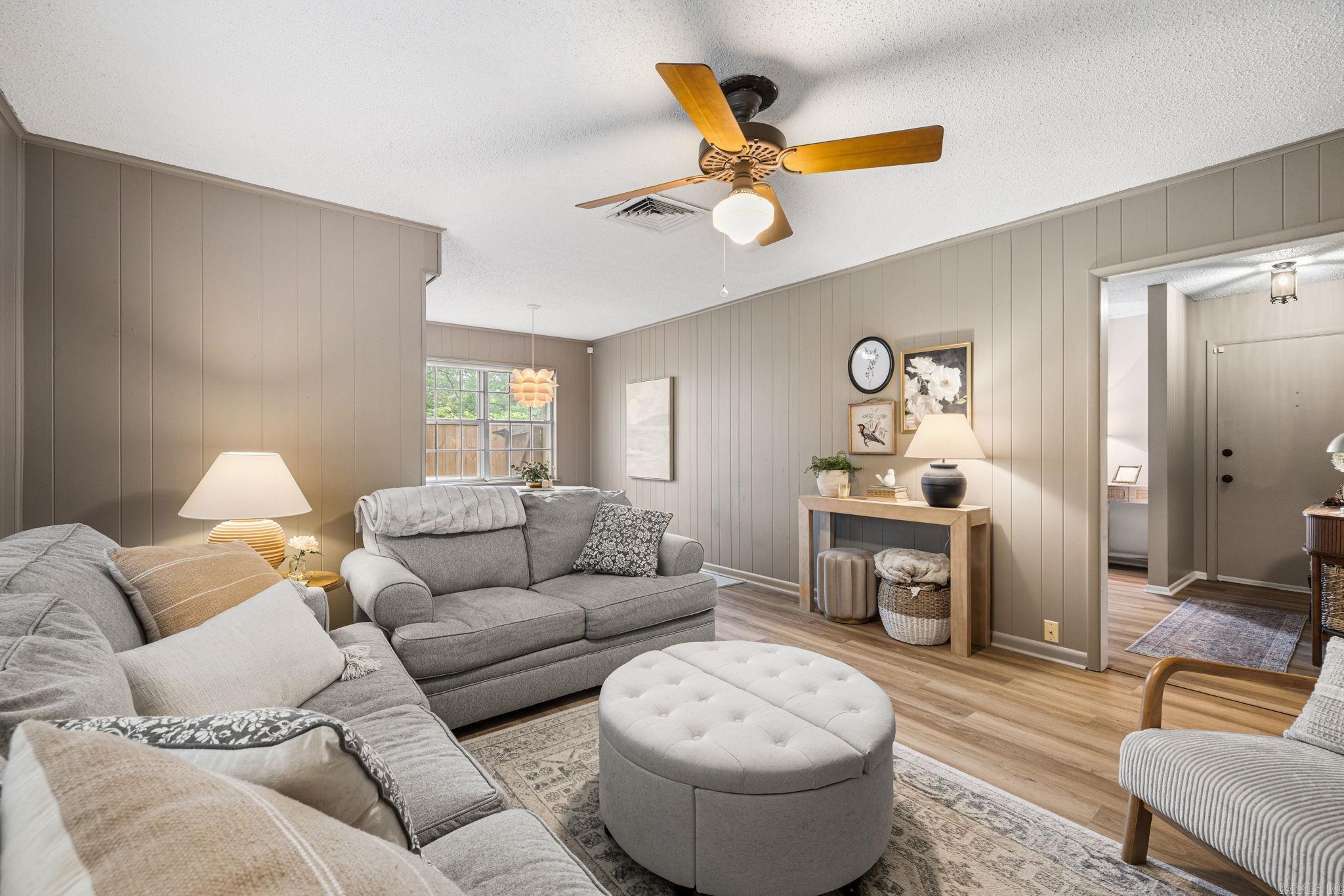 44 Warwick  Little Rock, AR