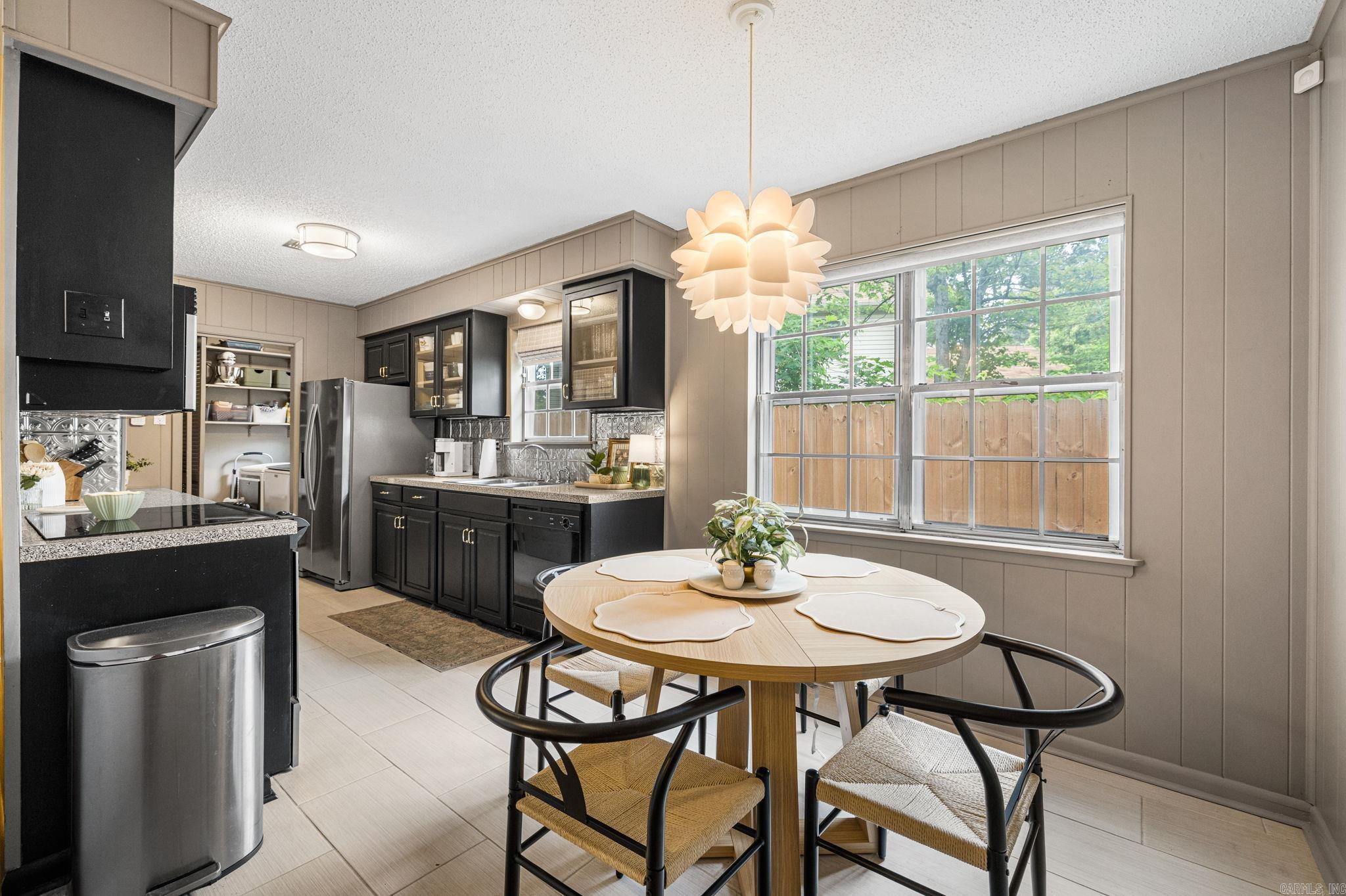 44 Warwick  Little Rock, AR