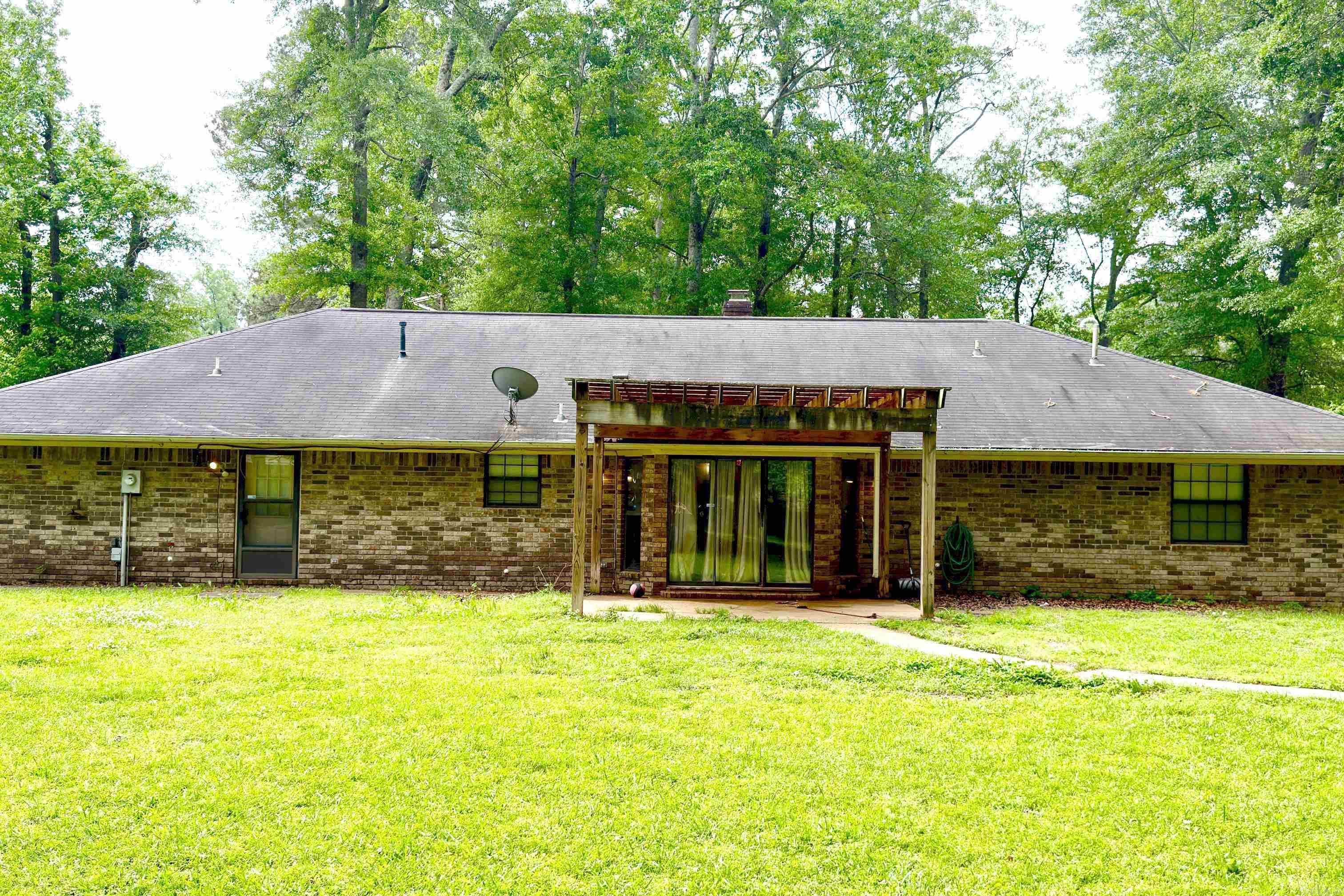 901 N 15th  Arkadelphia, AR
